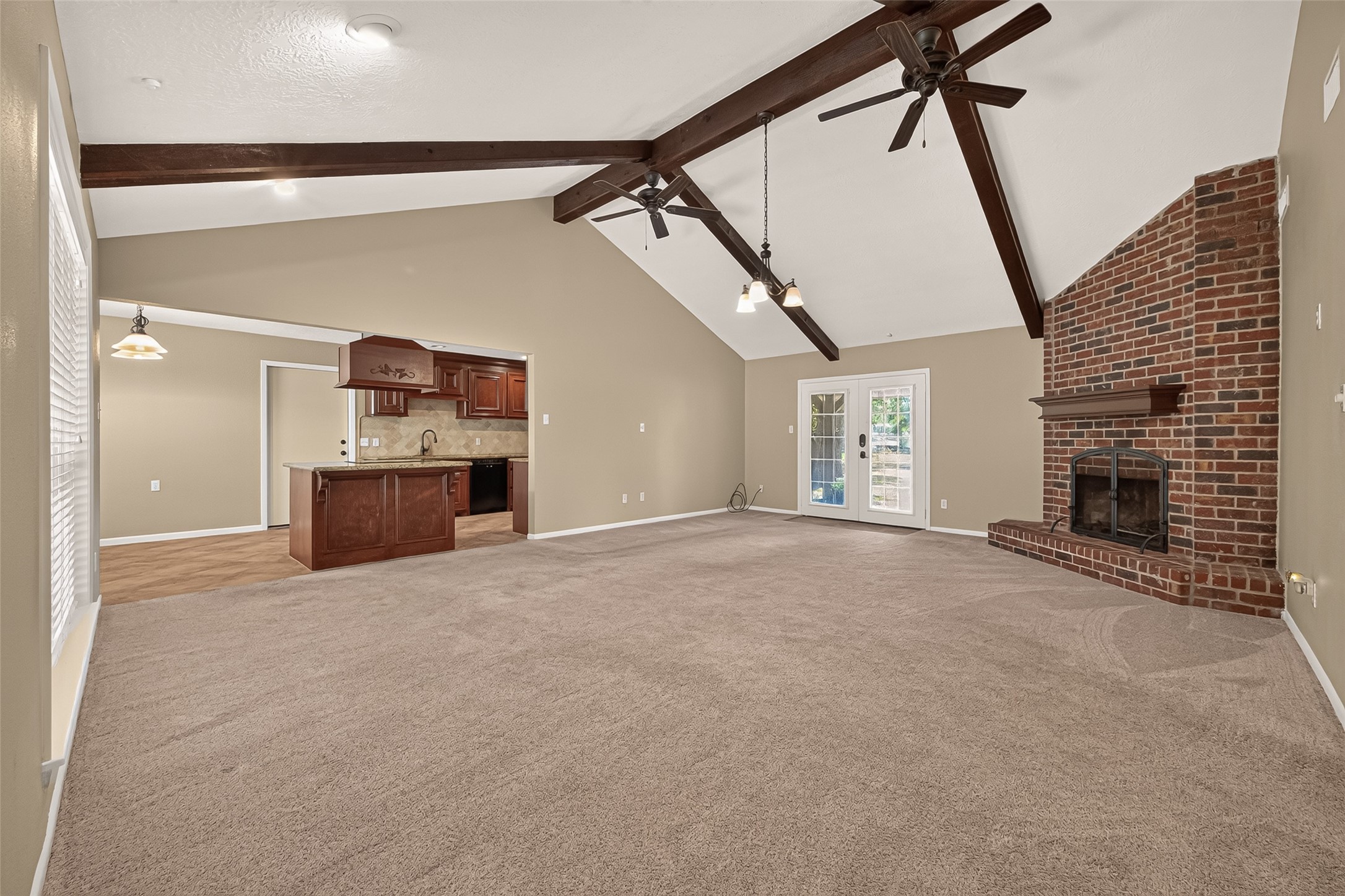8 Riverwood Lane Property Photo 7