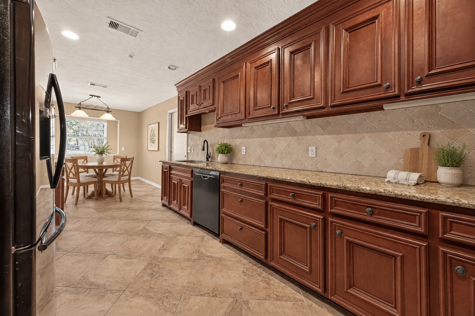 8 Riverwood Lane Property Photo 11