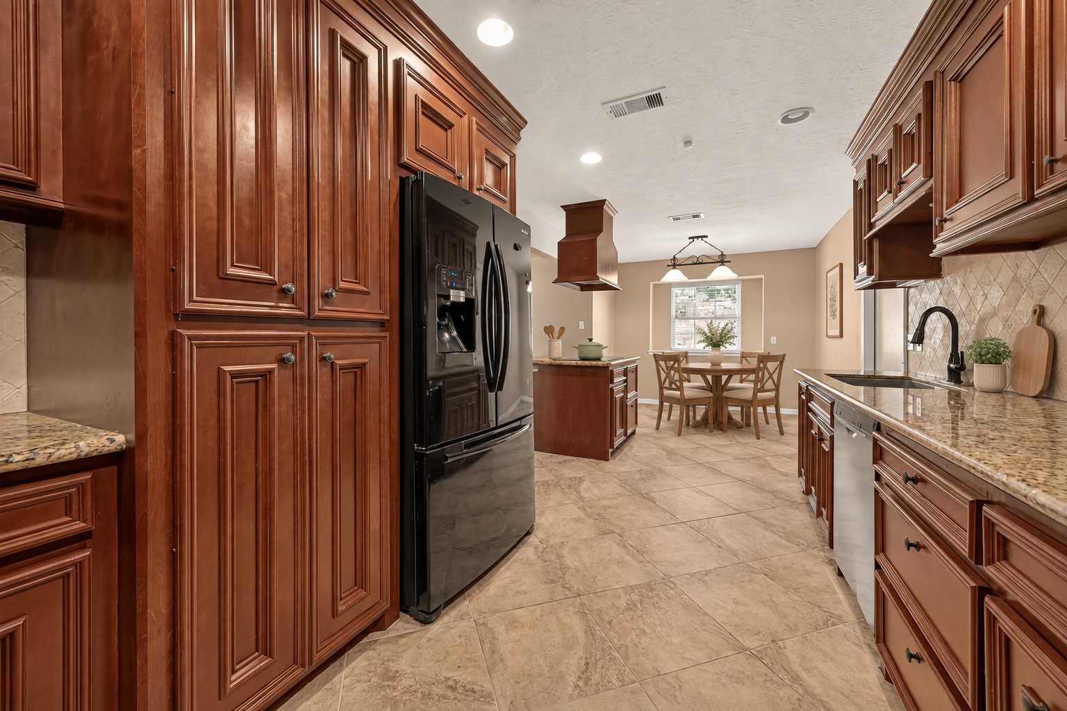 8 Riverwood Lane Property Photo 12