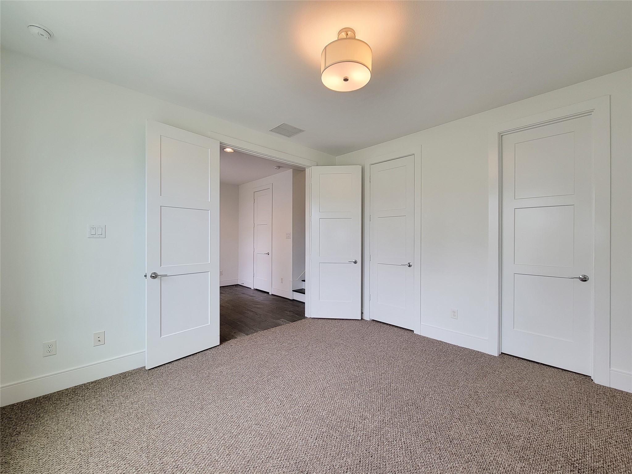 9 N St Charles Street B Property Photo 4