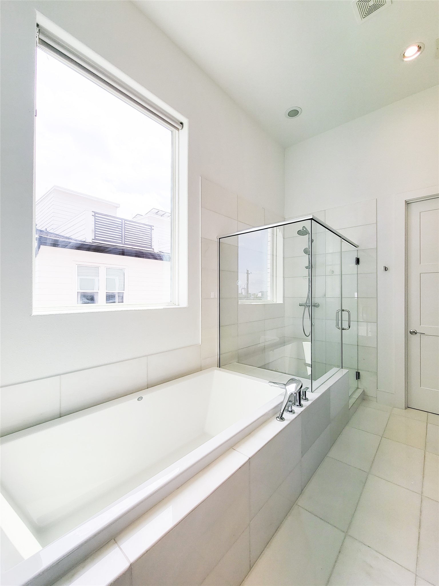 9 N St Charles Street B Property Photo 27