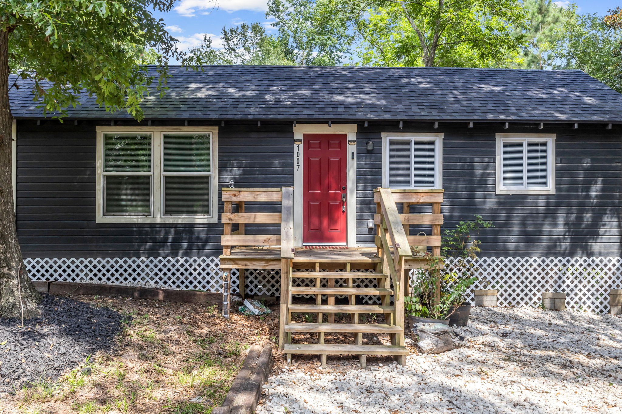 1007 S Pecan Street Property Photo 6