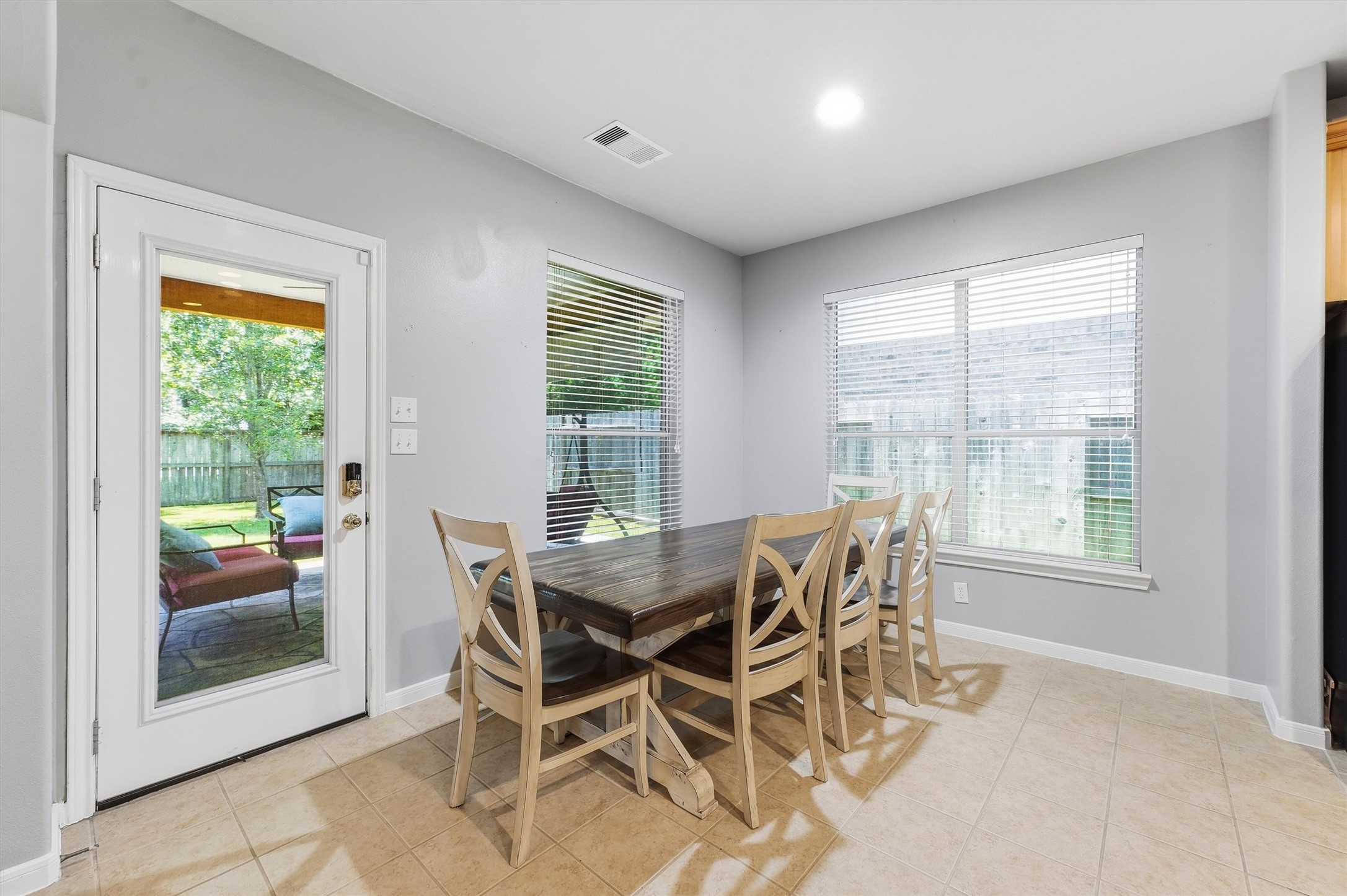 17511 Buck Island Court Property Photo 8