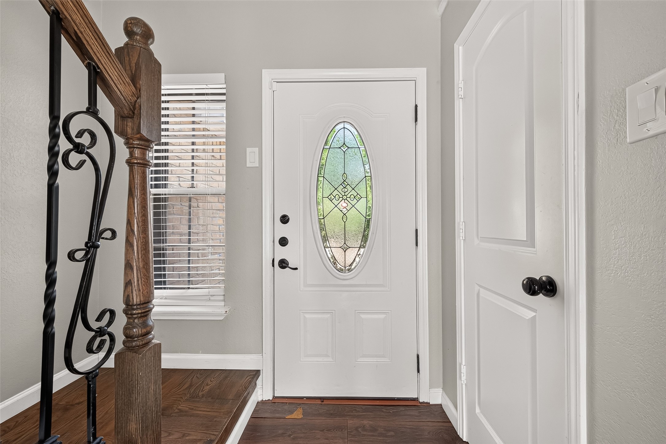 2519 Silver Cypress Drive Property Photo 3