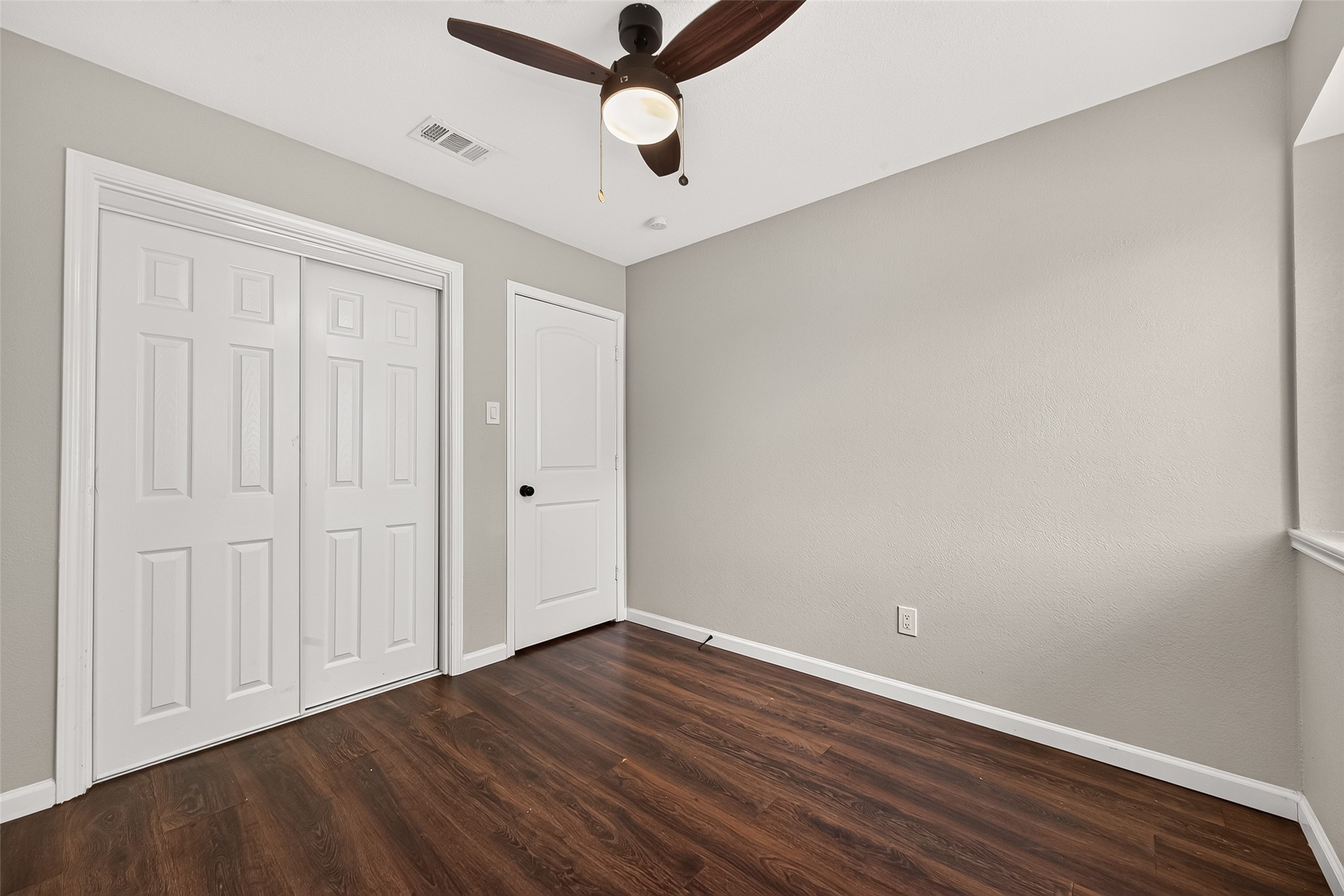 2519 Silver Cypress Drive Property Photo 14