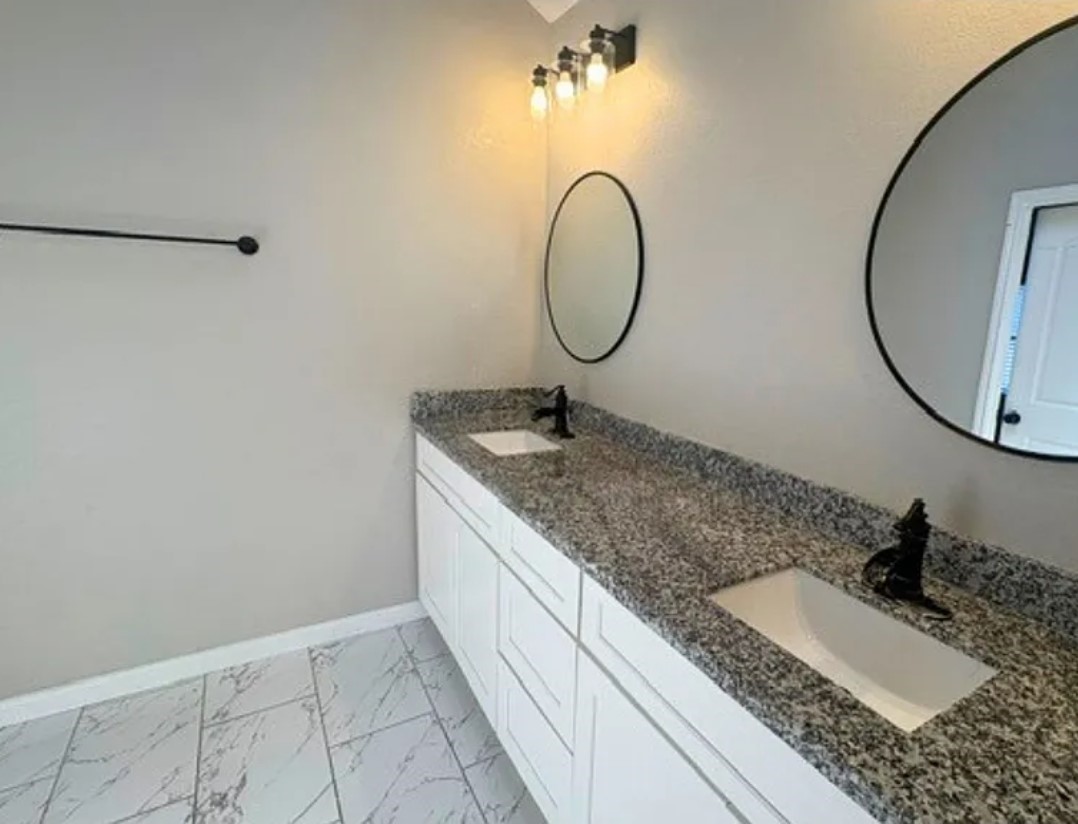 2519 Silver Cypress Drive Property Photo 11