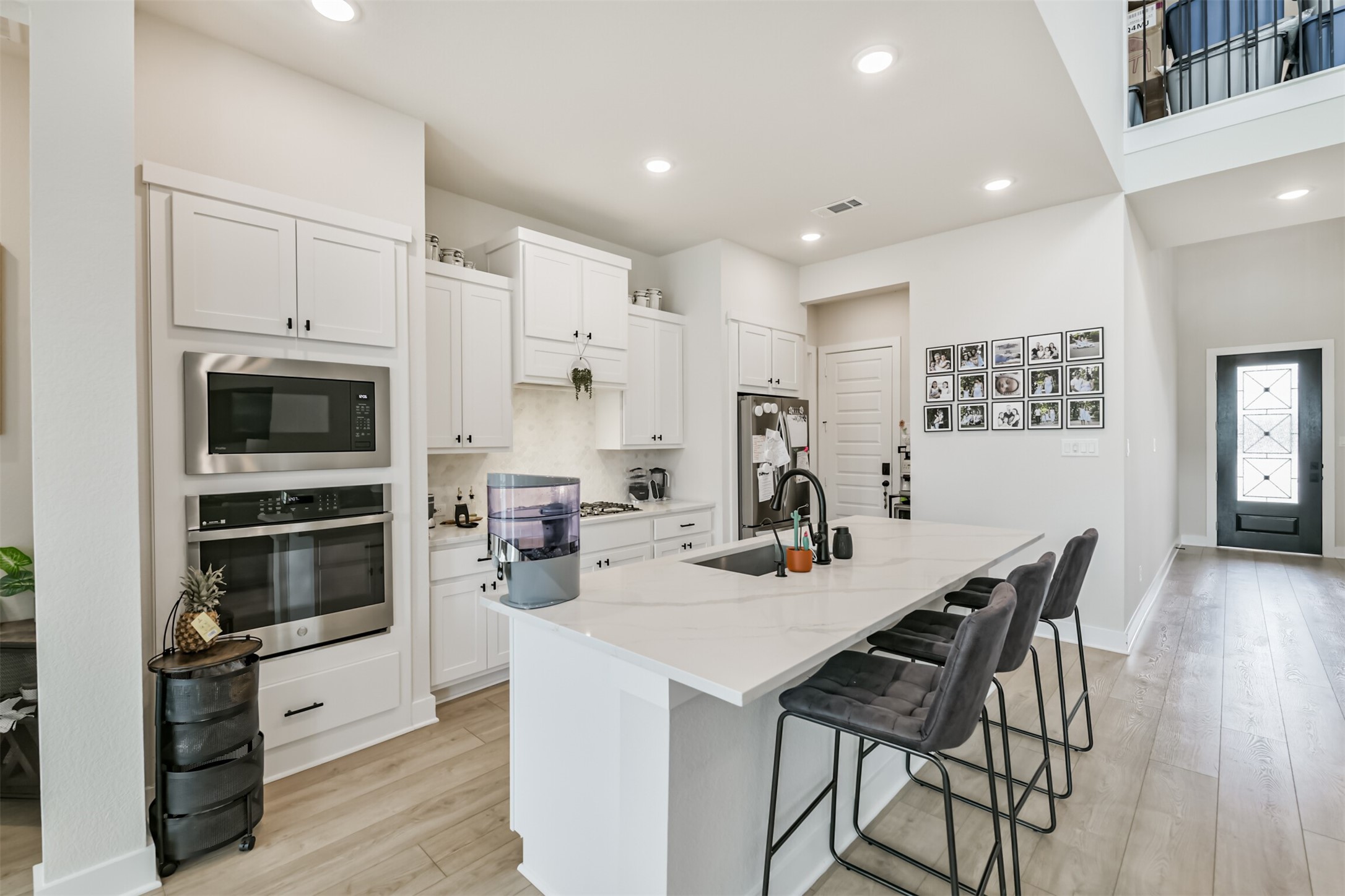 9243 Trimble Landing Drive Property Photo 12