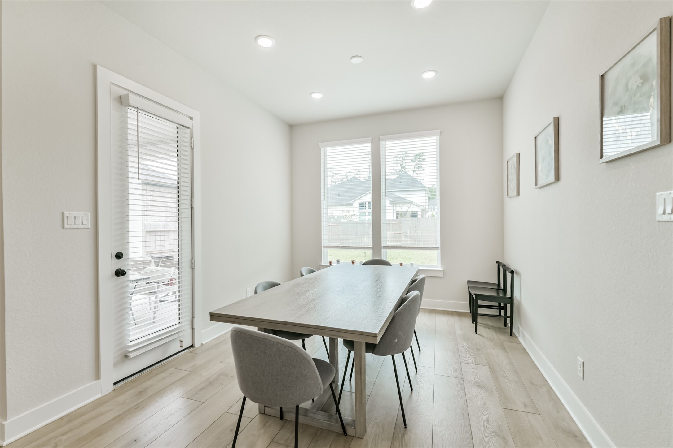 9243 Trimble Landing Drive Property Photo 14
