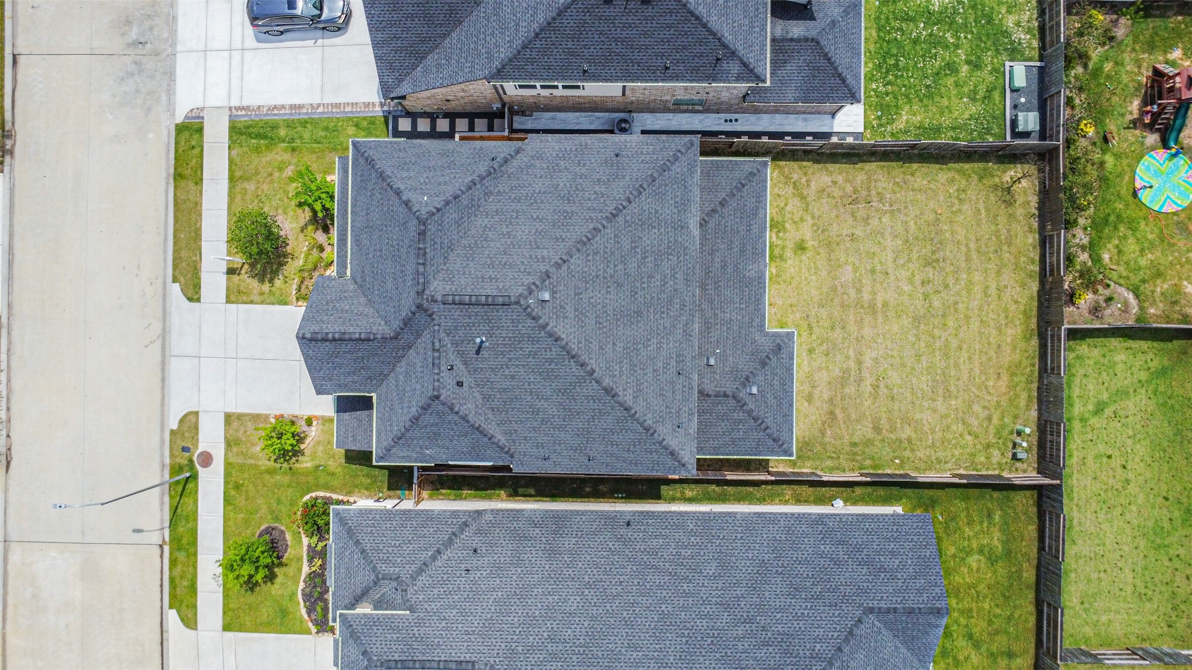 9243 Trimble Landing Drive Property Photo 32