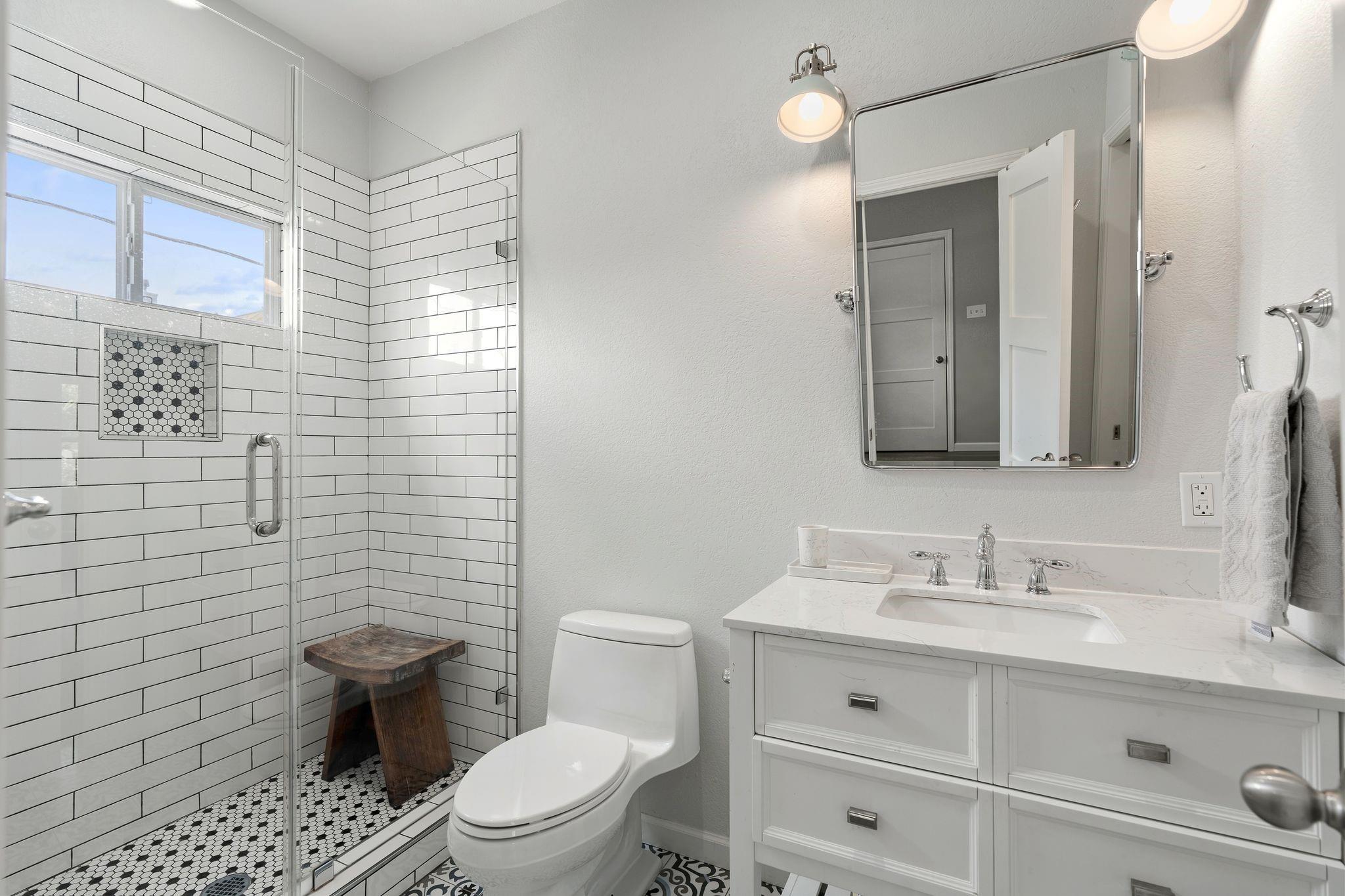 919 Ashland Street # A, Houston Tx 77008 Property Photo 36