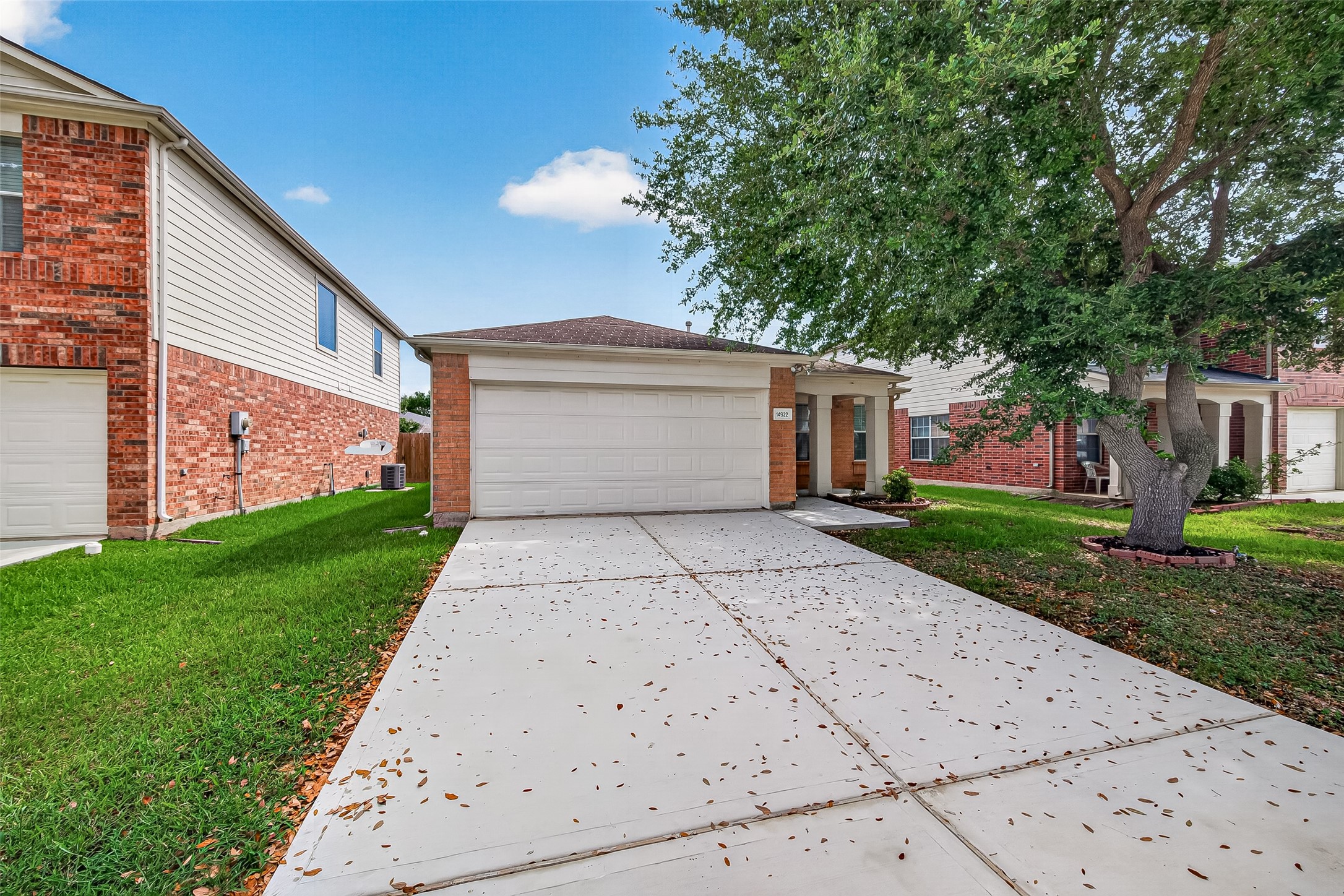 14922 Sugar Sweet Drive Property Photo 2