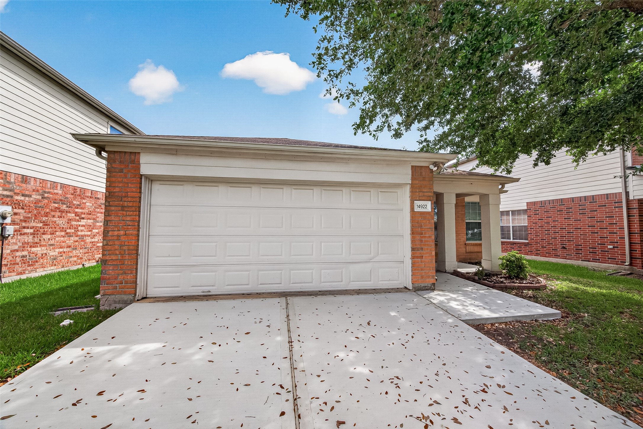 14922 Sugar Sweet Drive Property Photo 3
