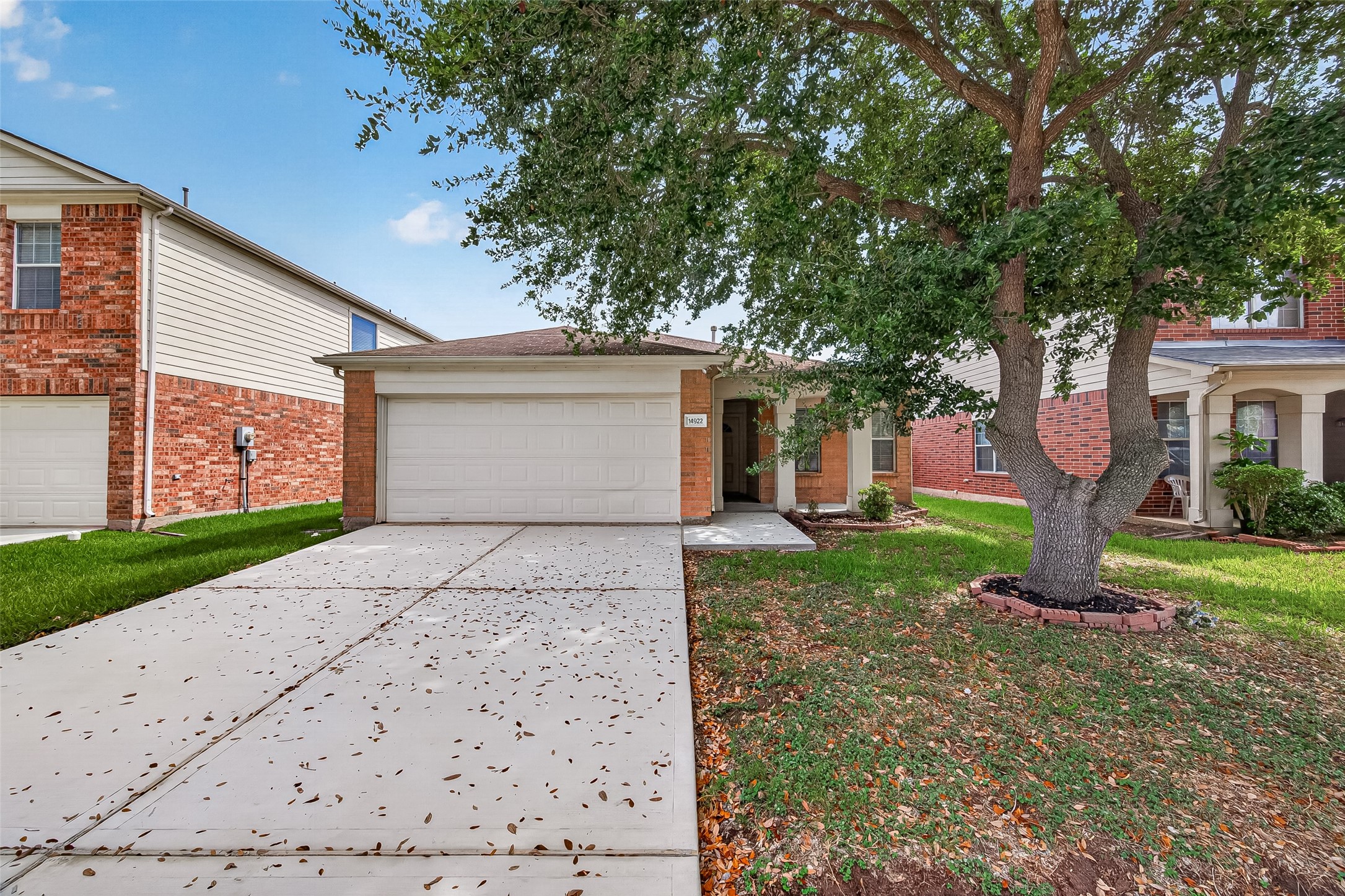 14922 Sugar Sweet Drive Property Photo 4