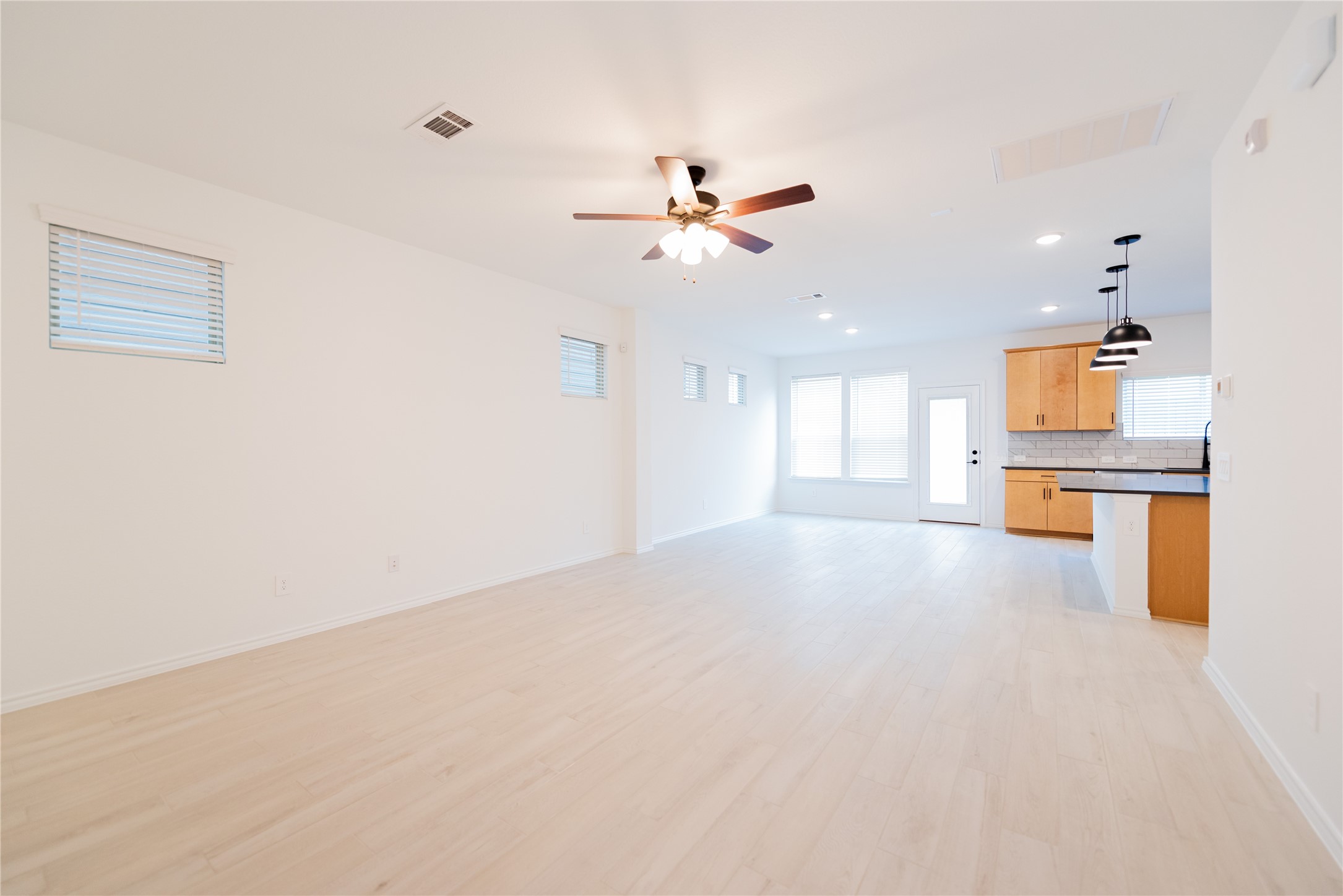 10411 Harmon Smith Drive Property Photo 9