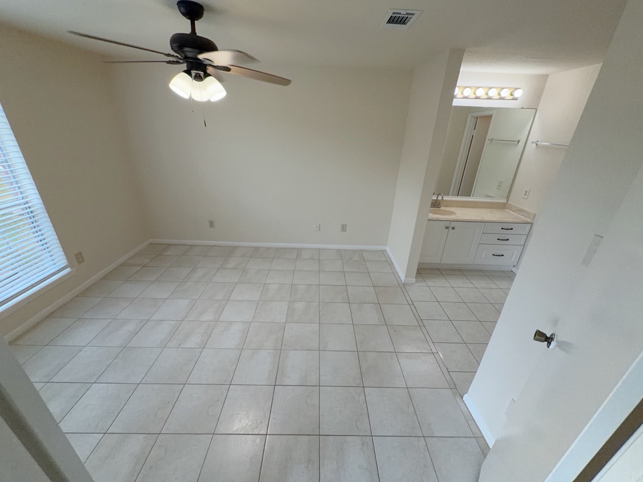6666 Harbor Town Drive A110 Property Photo 6
