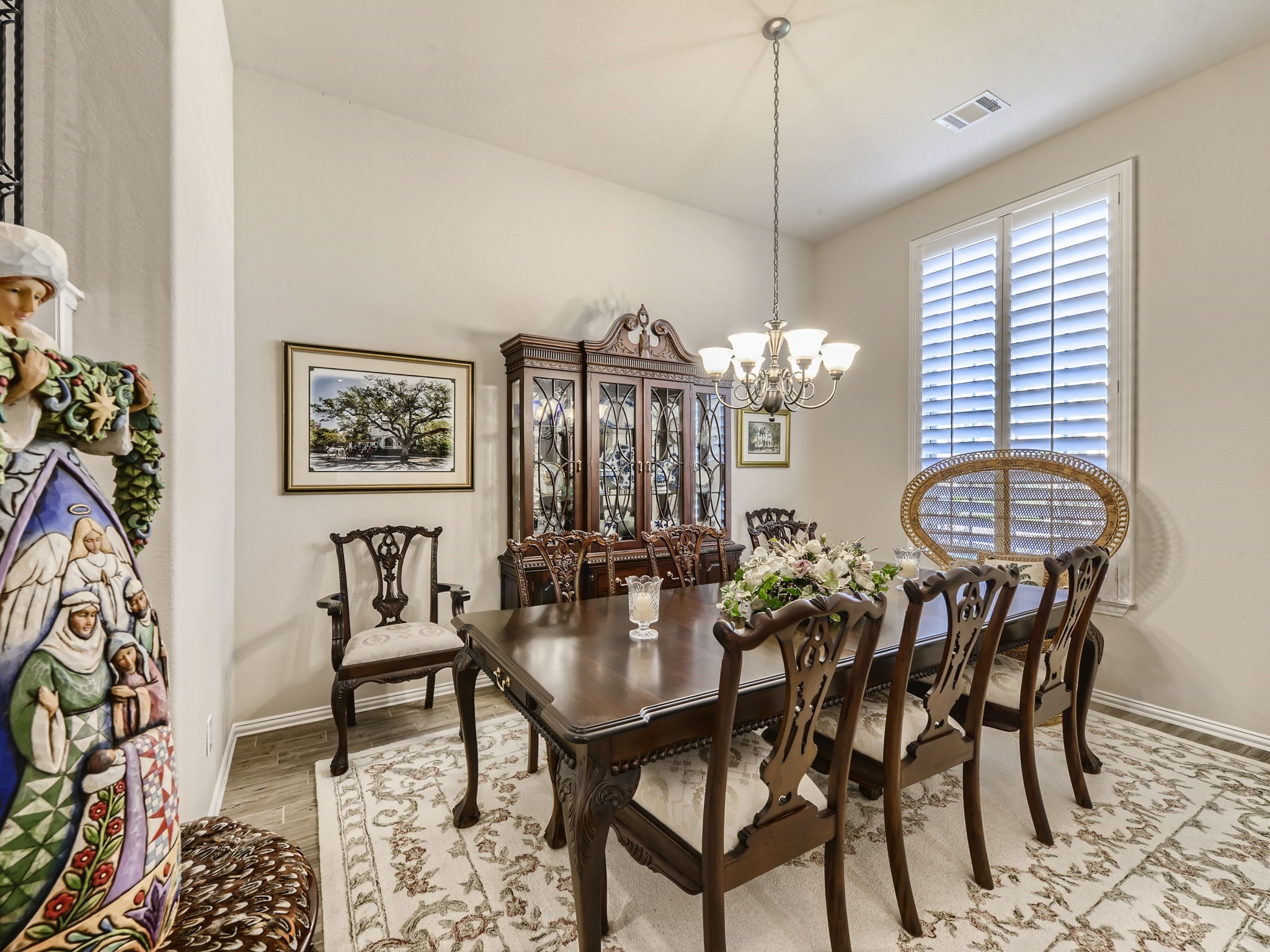 5814 Chaste Court Property Photo 17