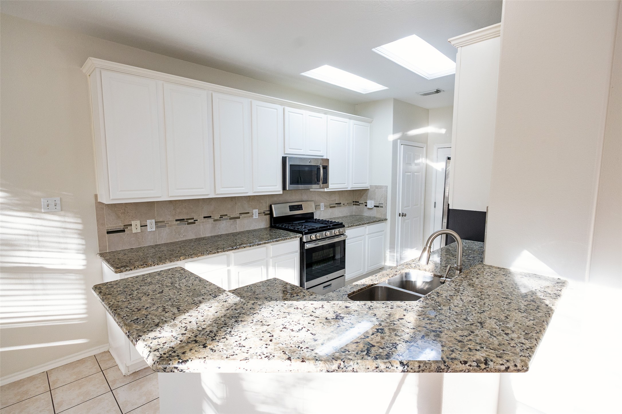 11 Summerhaze Circle Property Photo 7