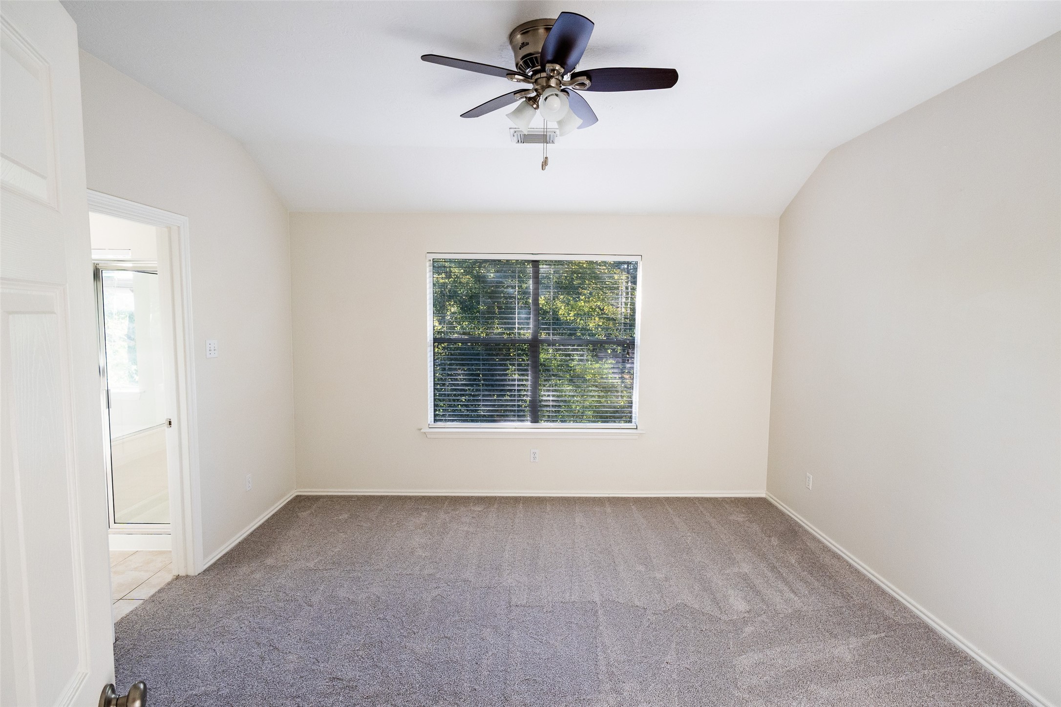 11 Summerhaze Circle Property Photo 16
