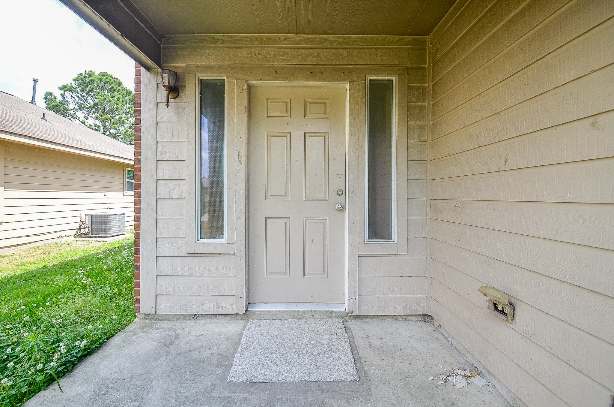 20726 Hardwick Oaks Drive Property Photo 2