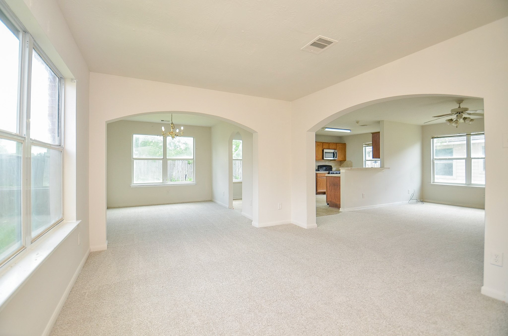 20726 Hardwick Oaks Drive Property Photo 5