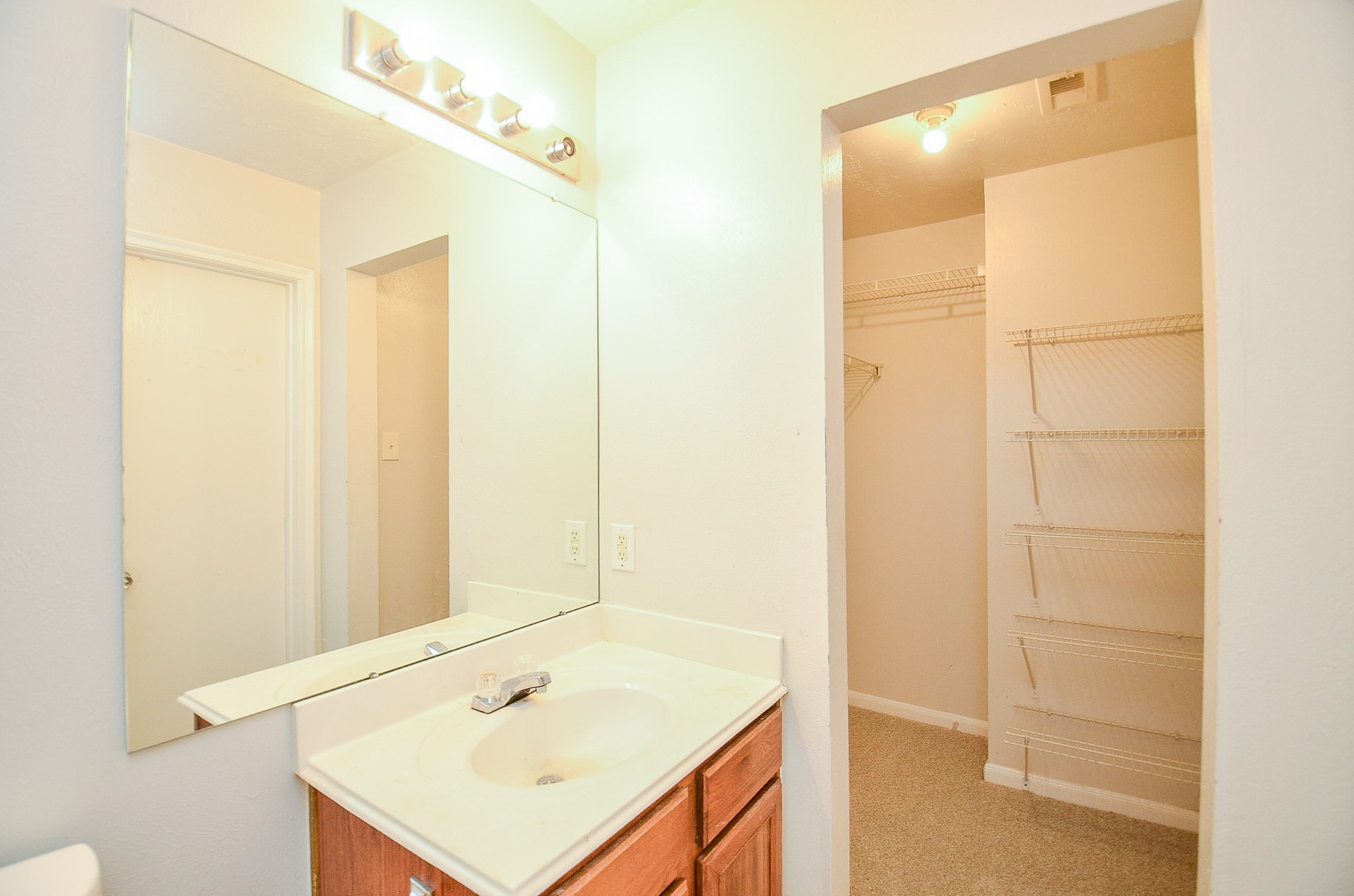 20726 Hardwick Oaks Drive Property Photo 18