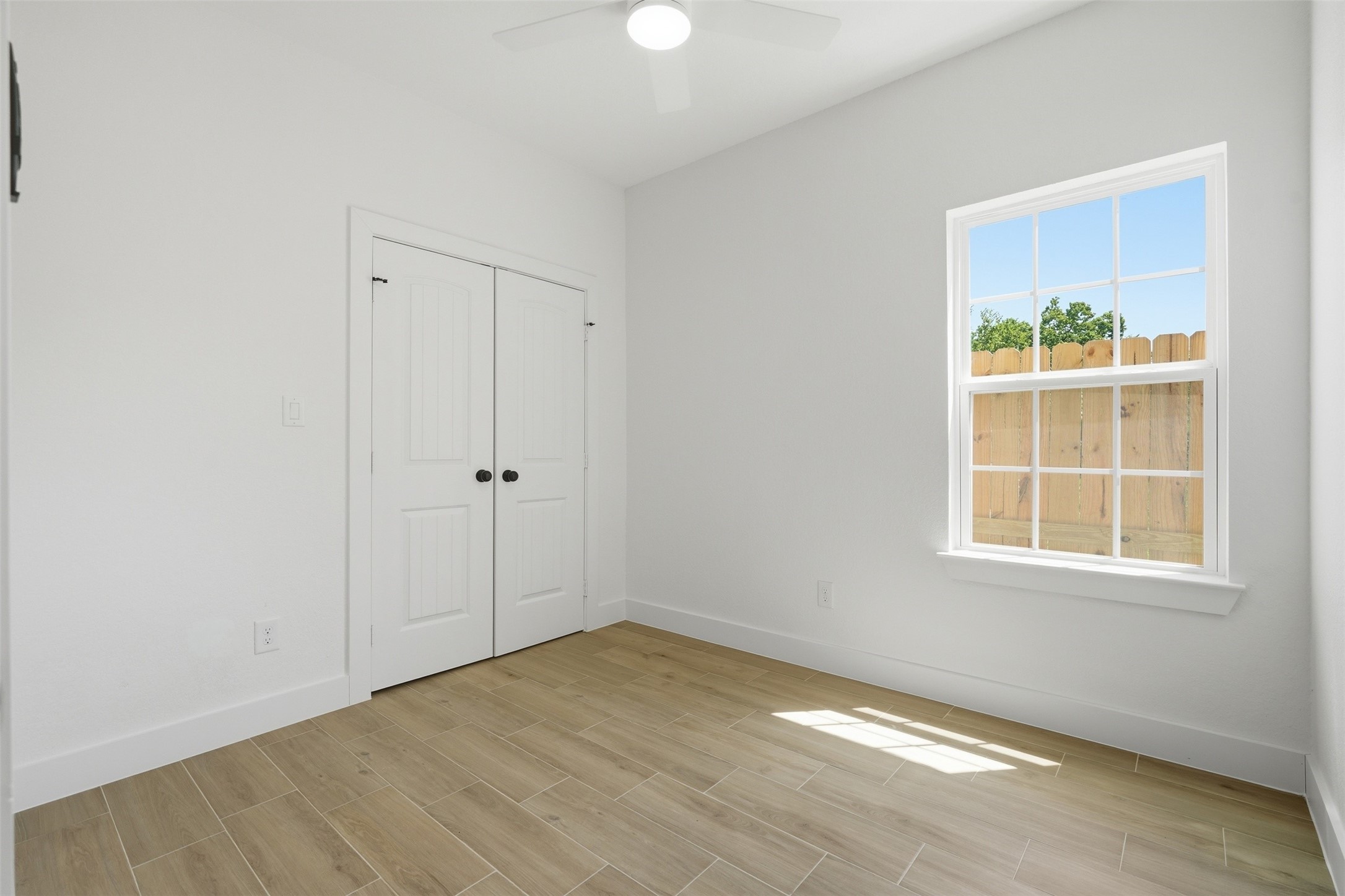 428 Rhode Island Street B Property Photo 9