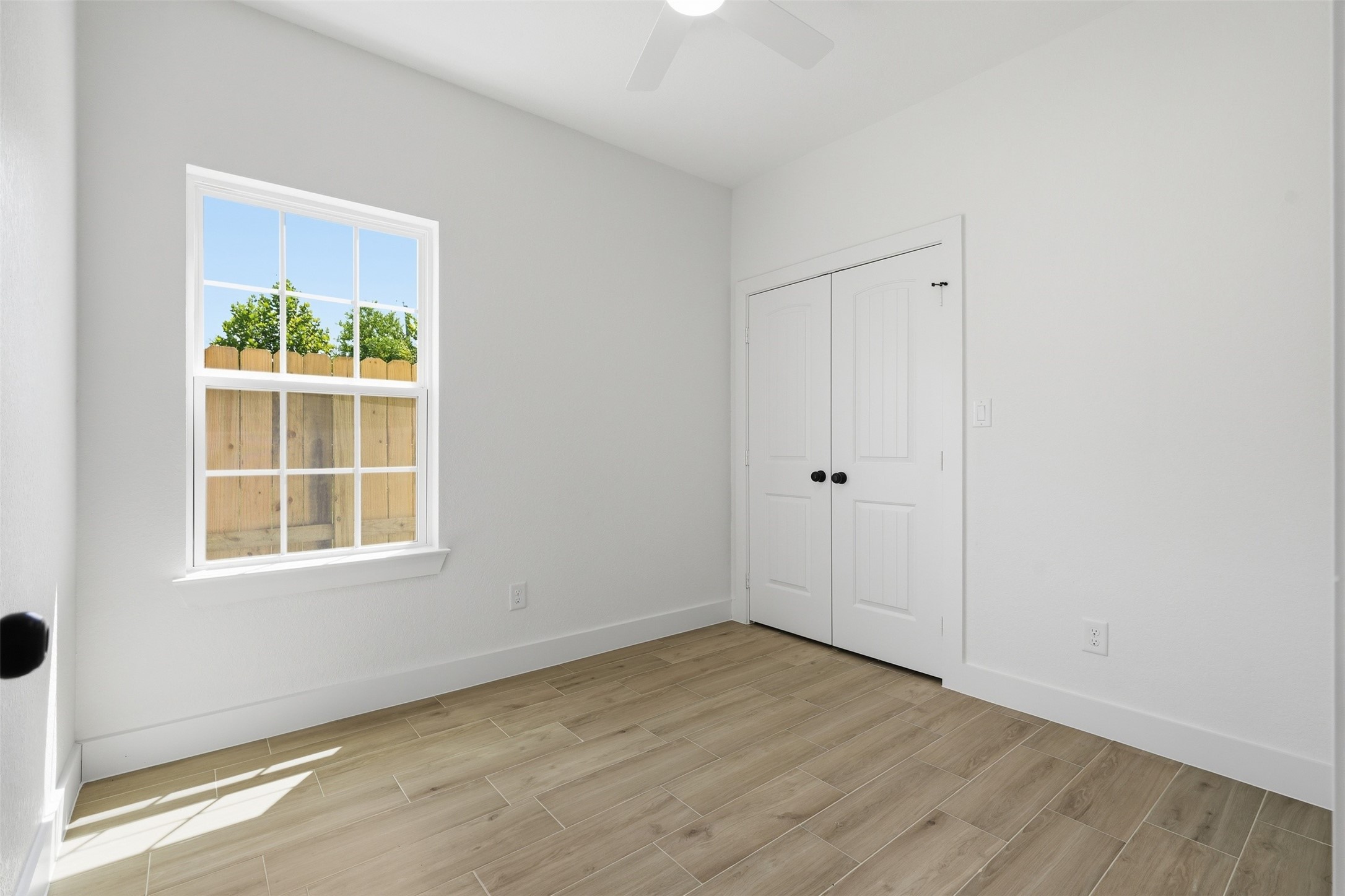 428 Rhode Island Street B Property Photo 14