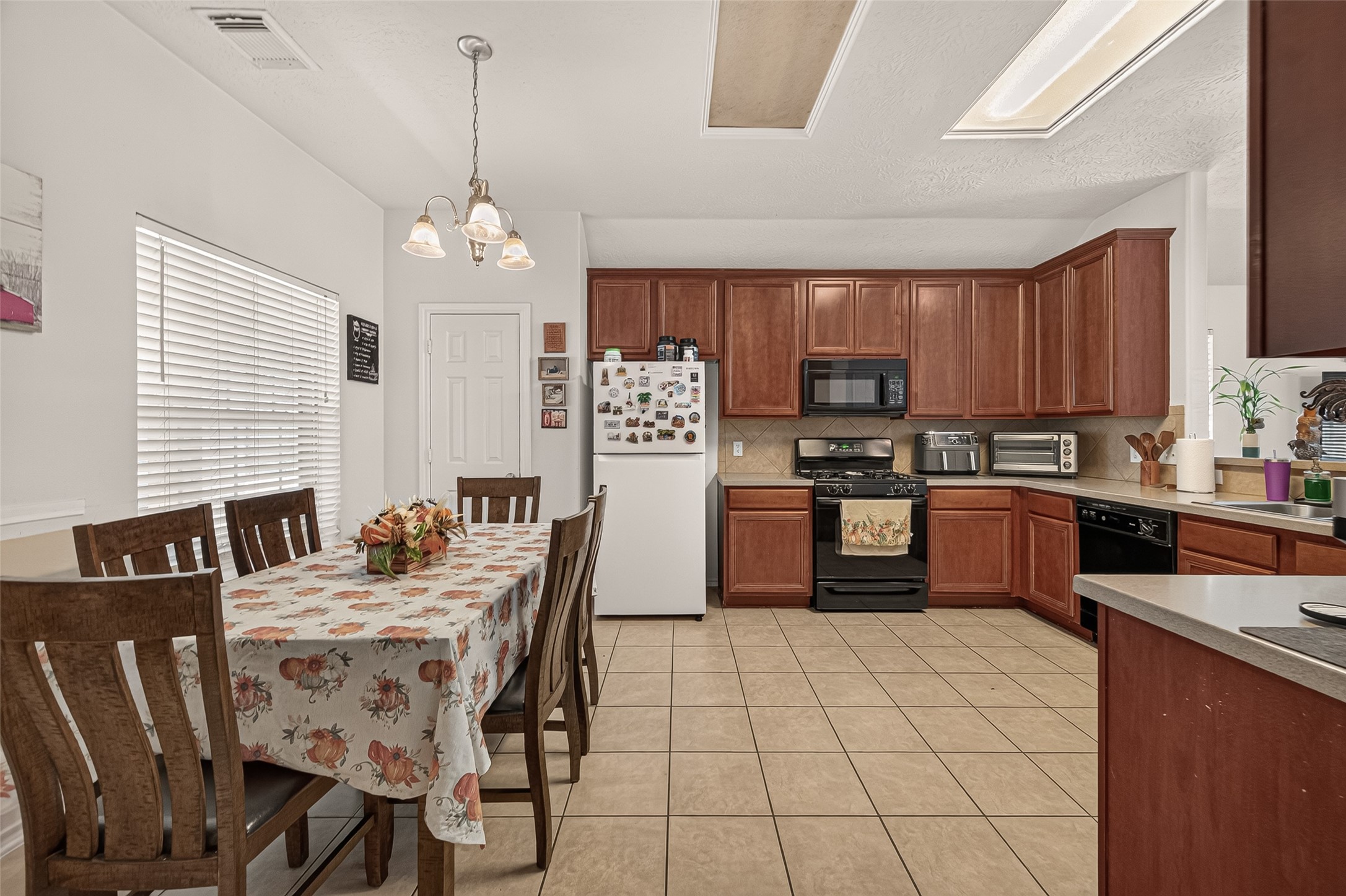 26910 Kingston Glen Lane Property Photo 12
