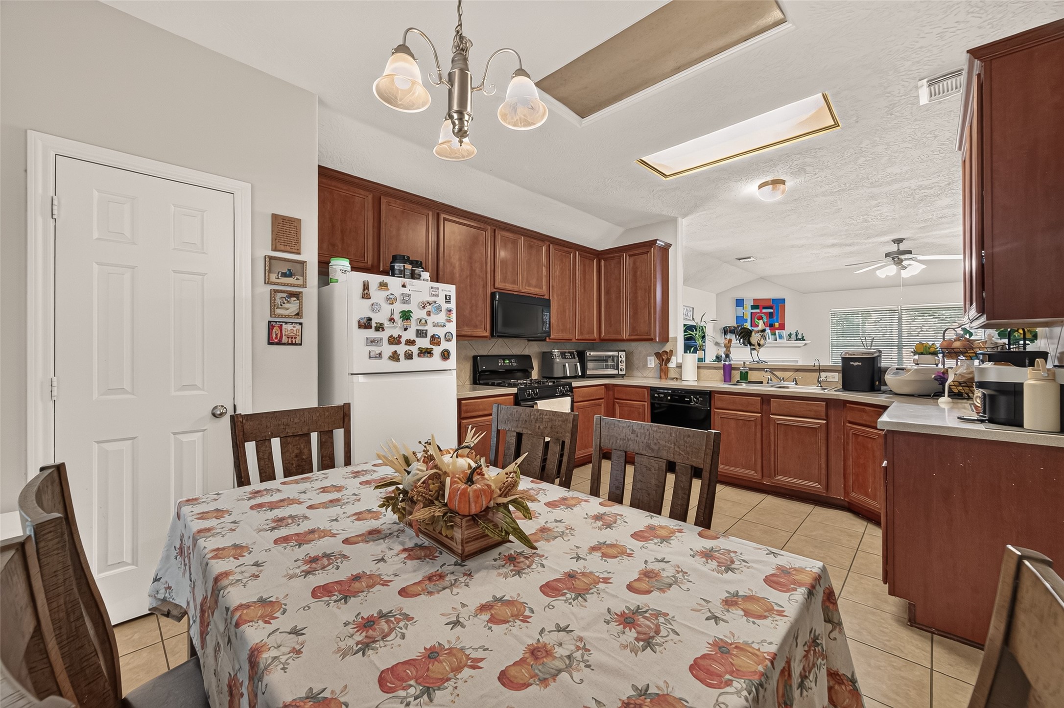 26910 Kingston Glen Lane Property Photo 13