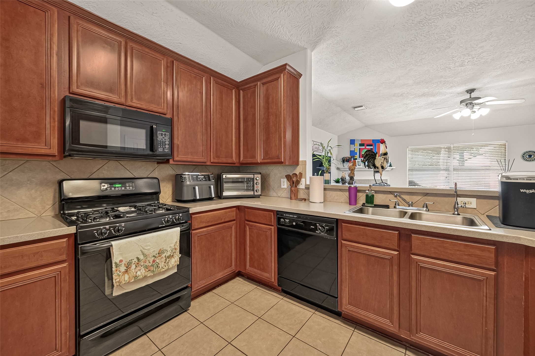 26910 Kingston Glen Lane Property Photo 18