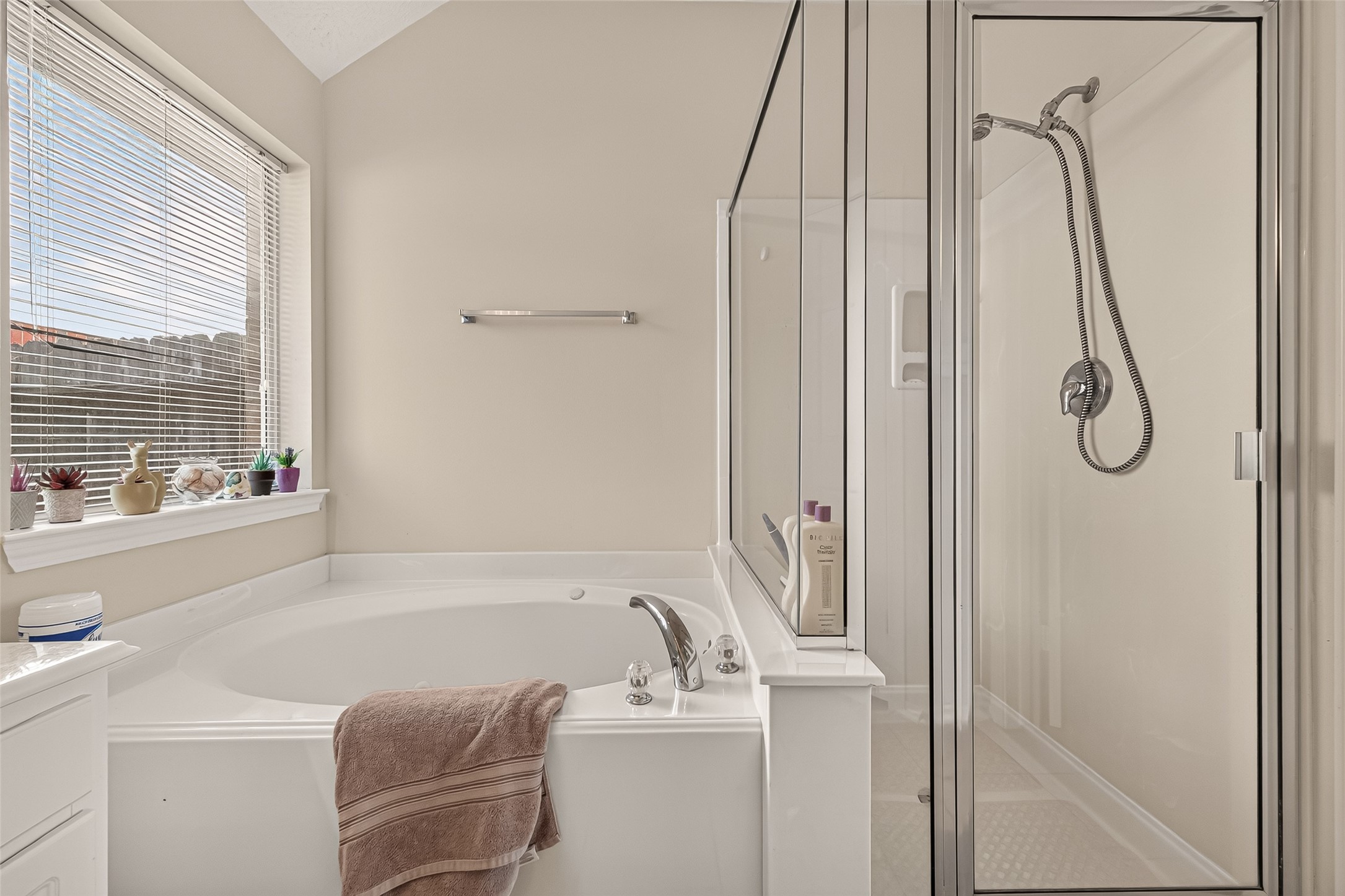 26910 Kingston Glen Lane Property Photo 24
