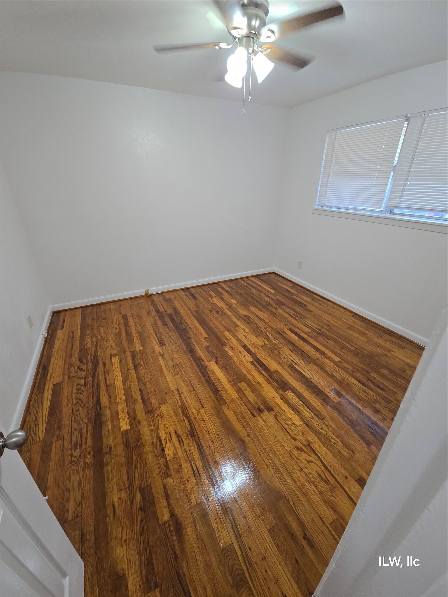 301 Avondale Street 28 Property Photo 16