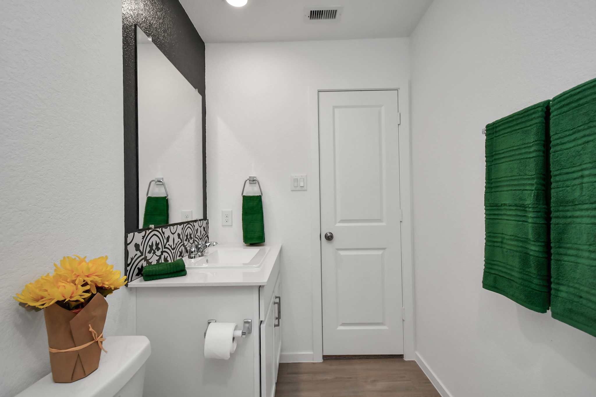 21377 Carosella Drive Property Photo 21