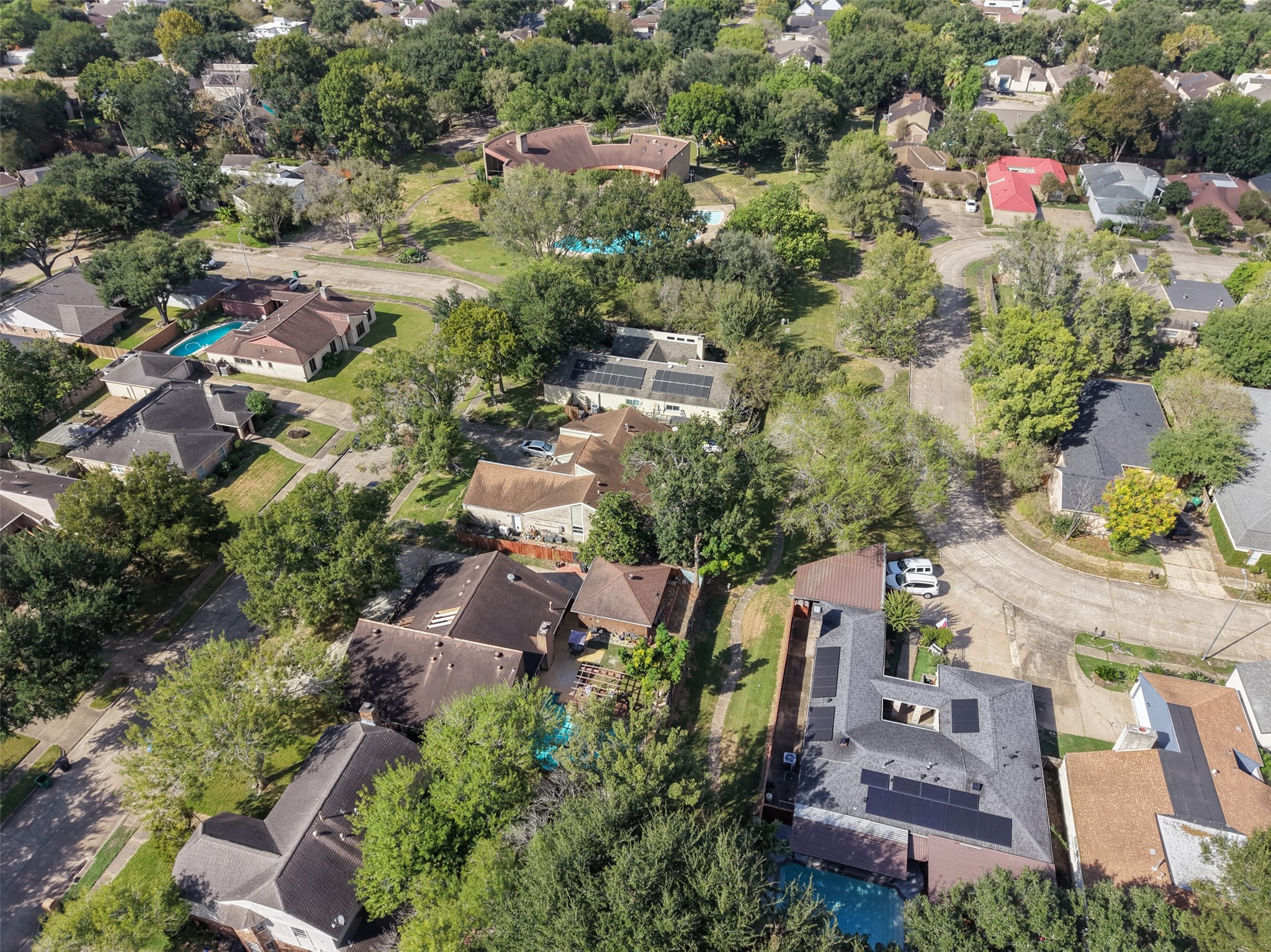 10831 Valley Hills Drive Property Photo 34