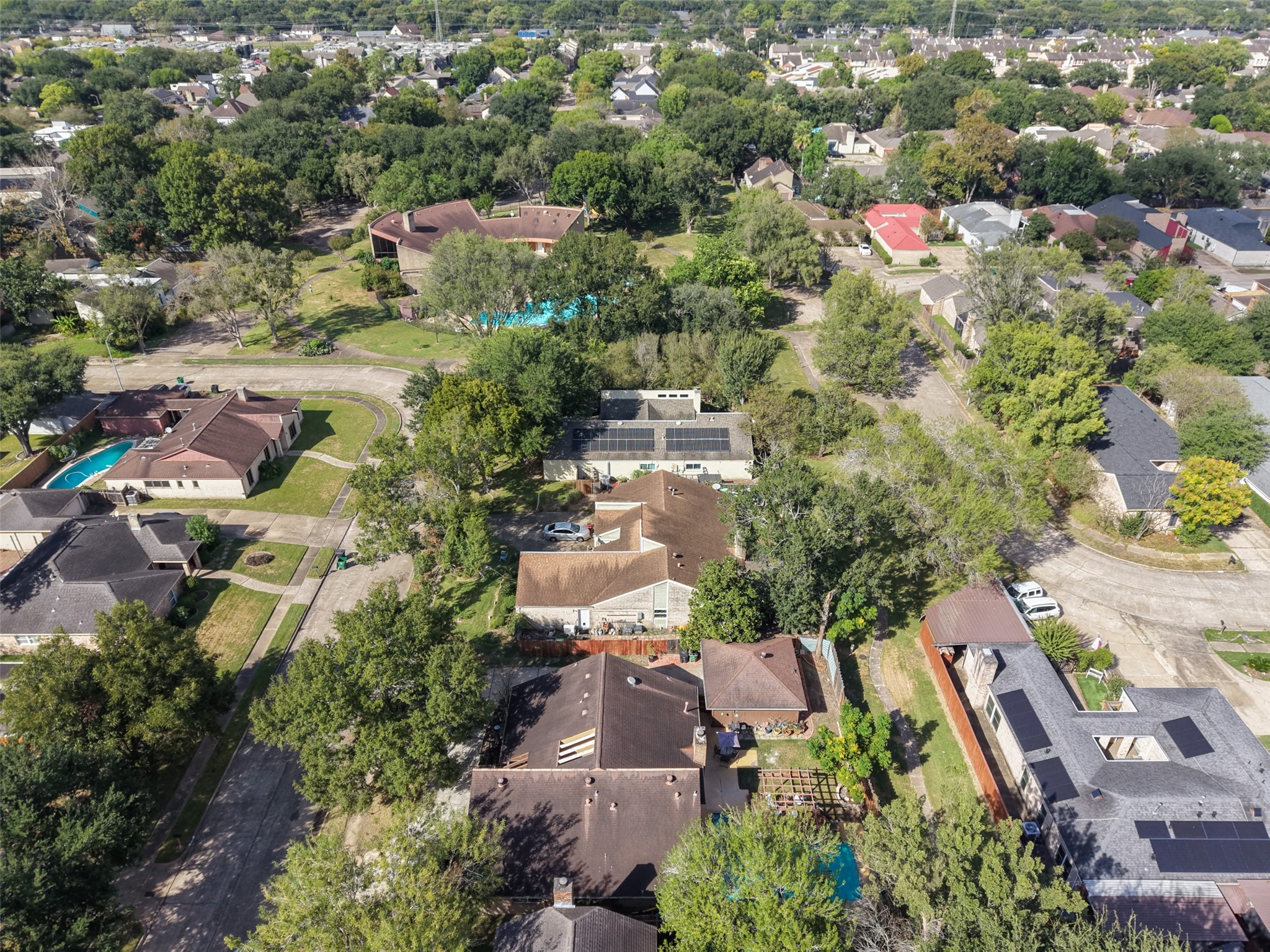 10831 Valley Hills Drive Property Photo 37