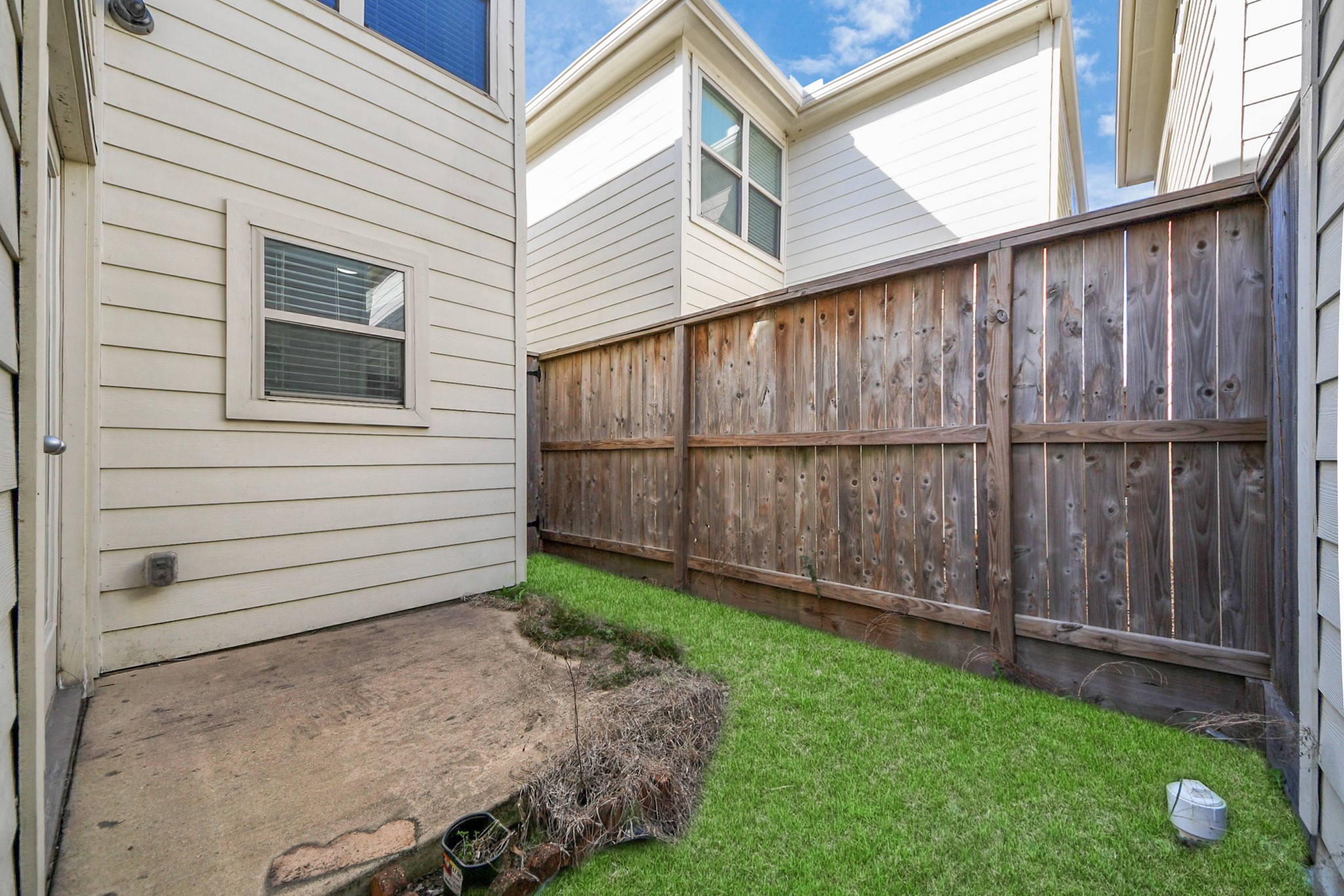 5951 South Loop E 52 Property Photo 4