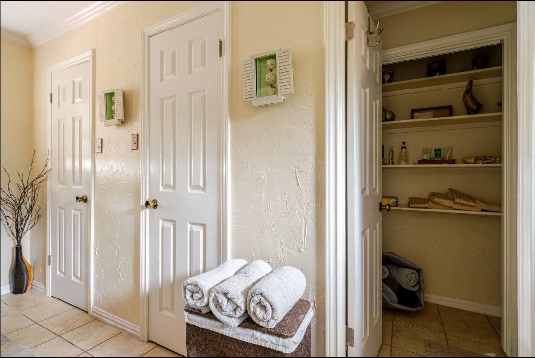 2526 Creekway Circle Property Photo 29