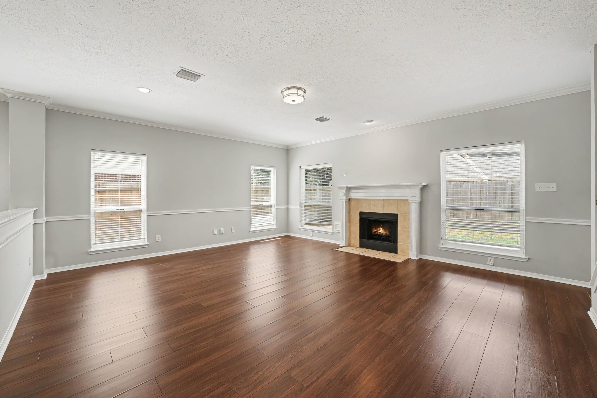 21415 Santa Clara Drive Property Photo 5