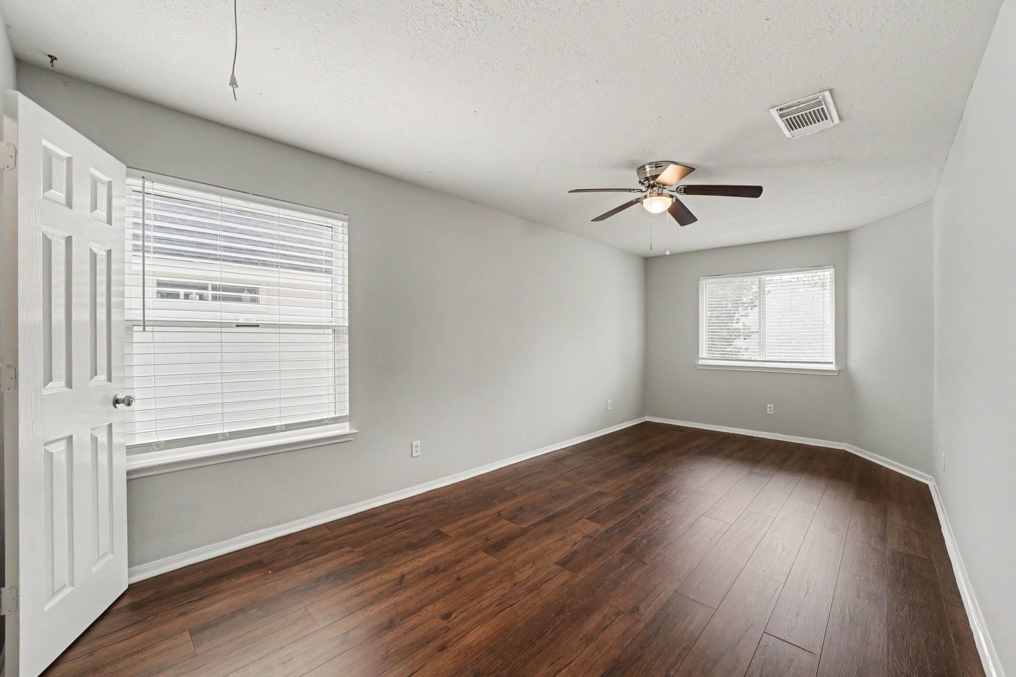 21415 Santa Clara Drive Property Photo 15