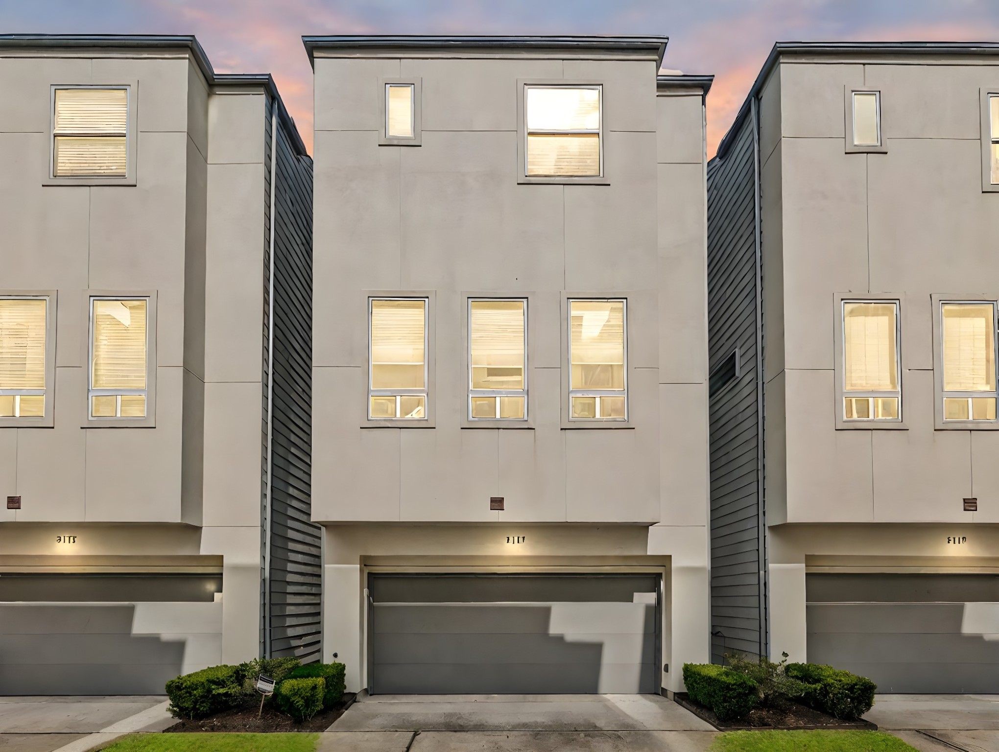 3117 Leeland Street Property Photo 2