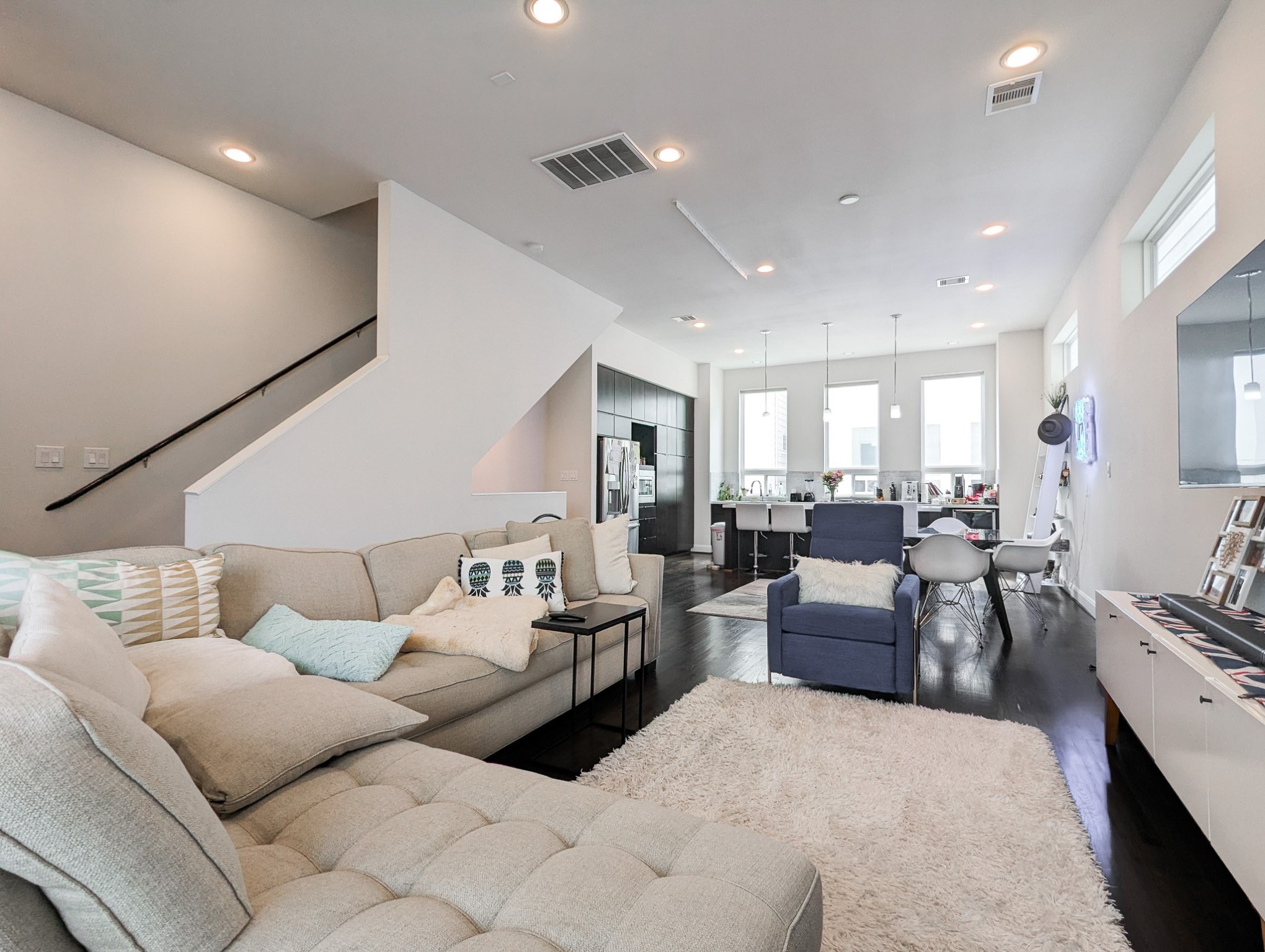 3117 Leeland Street Property Photo 7