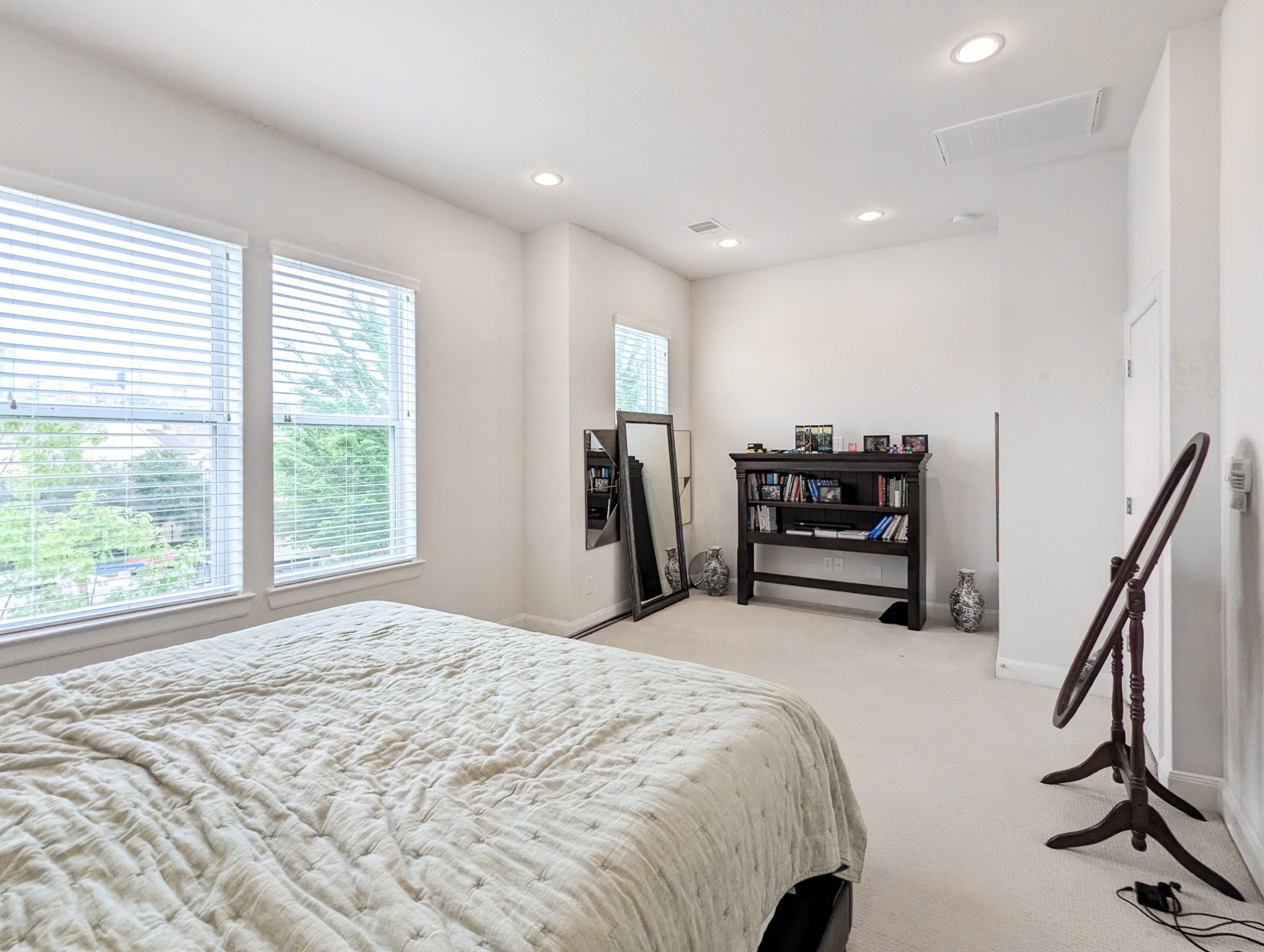 3117 Leeland Street Property Photo 15