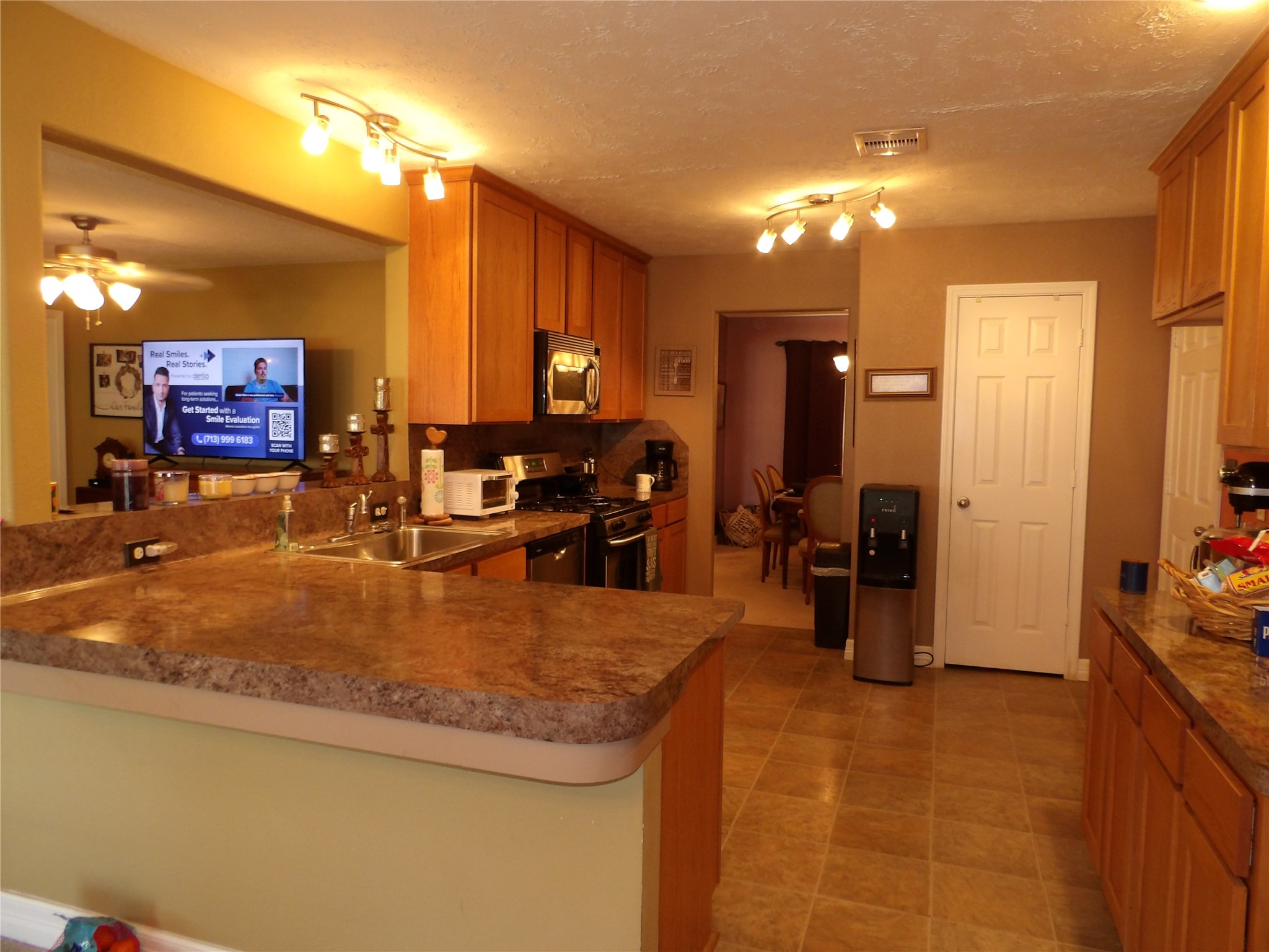 303 Coronation Drive Property Photo 5