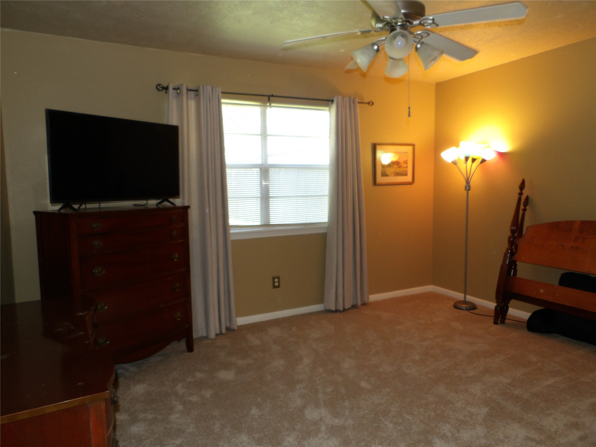 303 Coronation Drive Property Photo 9