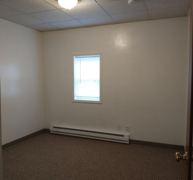 2202 Broadway Property Photo 5