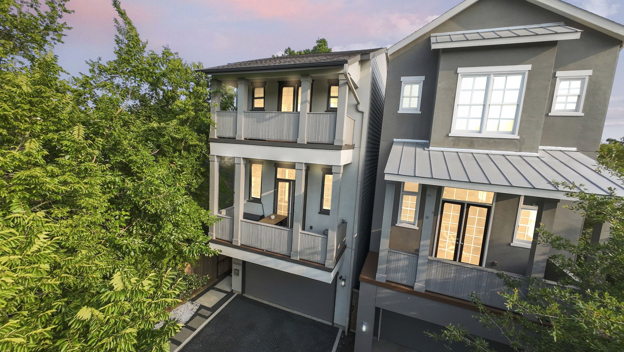 208 Aurora Street B Property Photo 3