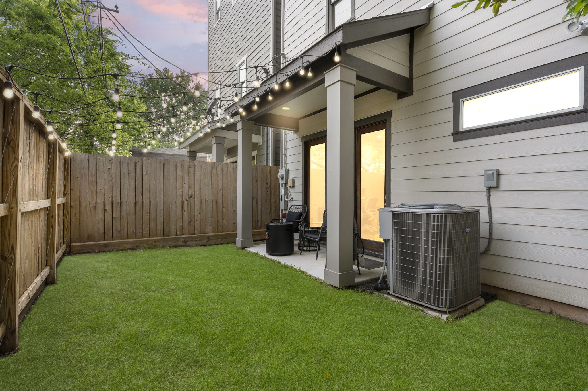 208 Aurora Street B Property Photo 6