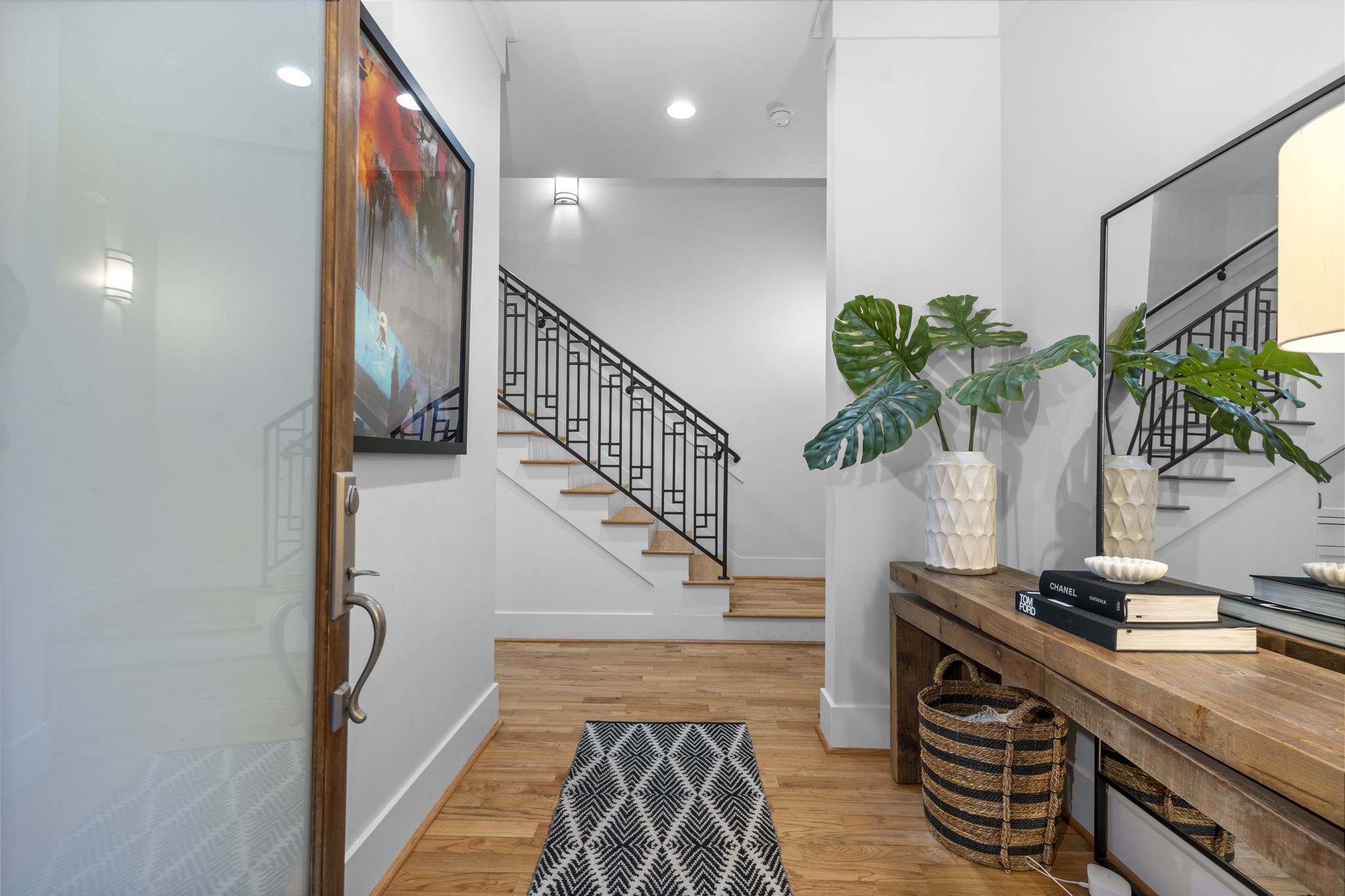 208 Aurora Street B Property Photo 9