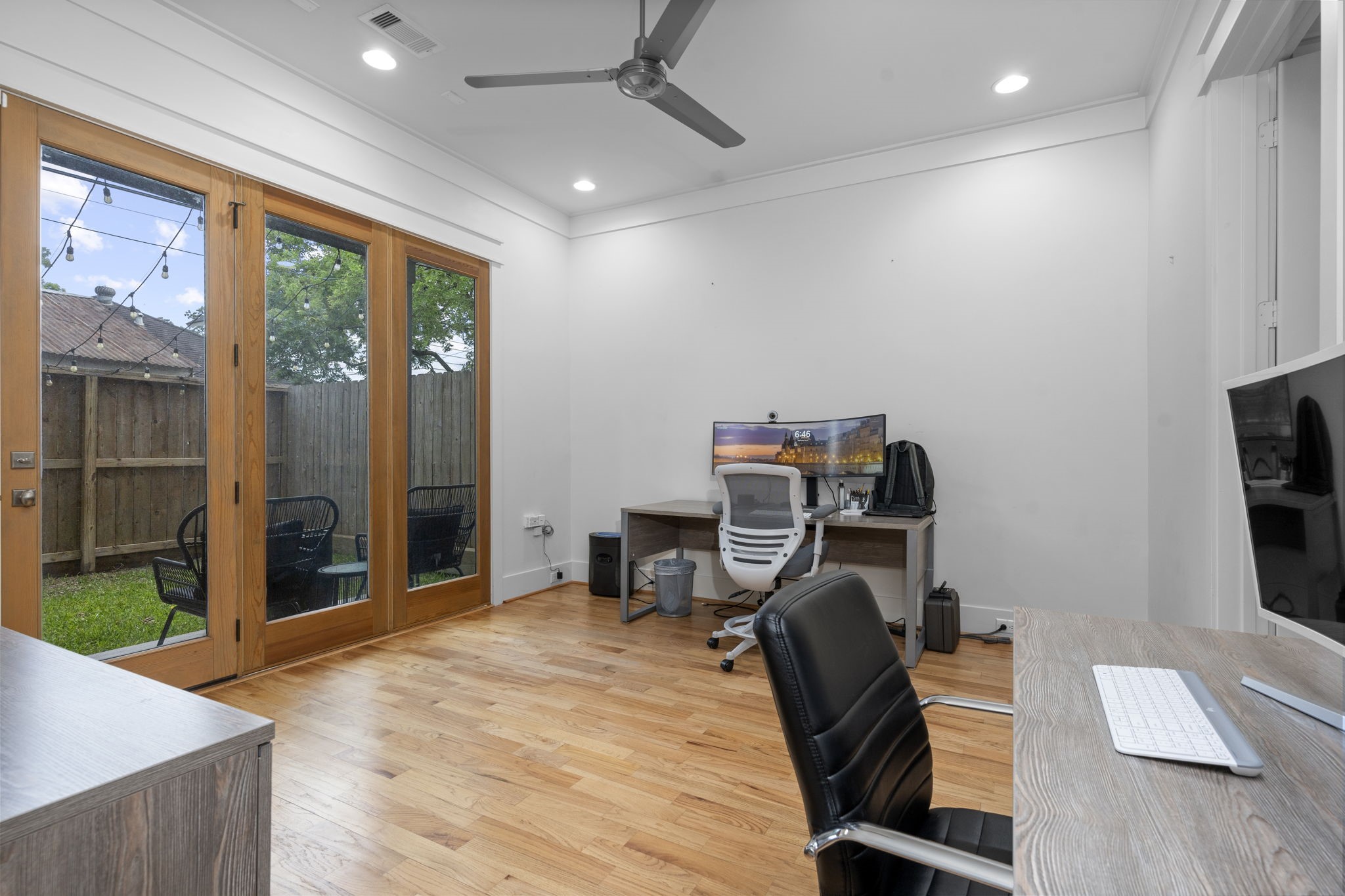 208 Aurora Street B Property Photo 12