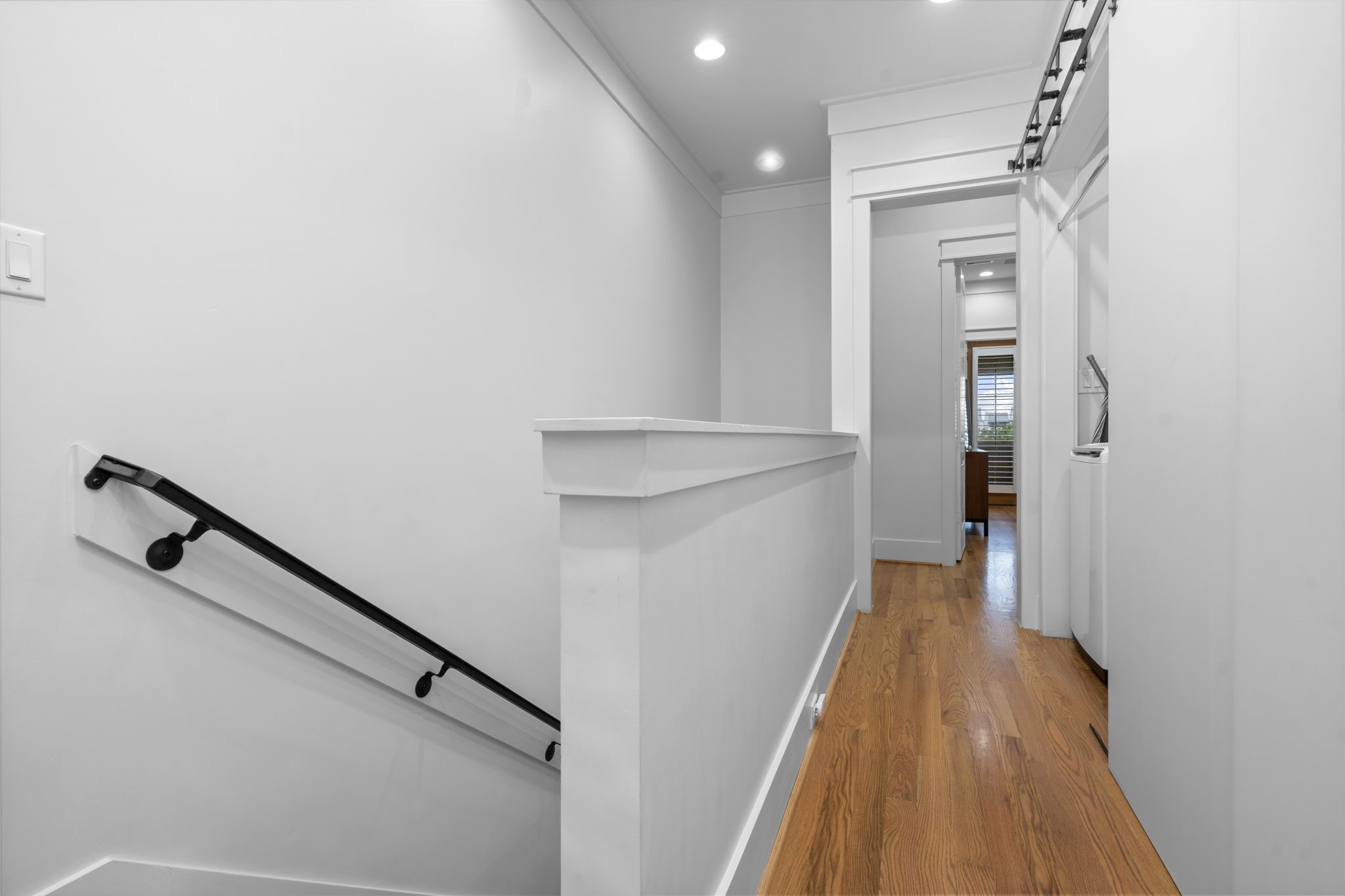 208 Aurora Street B Property Photo 29